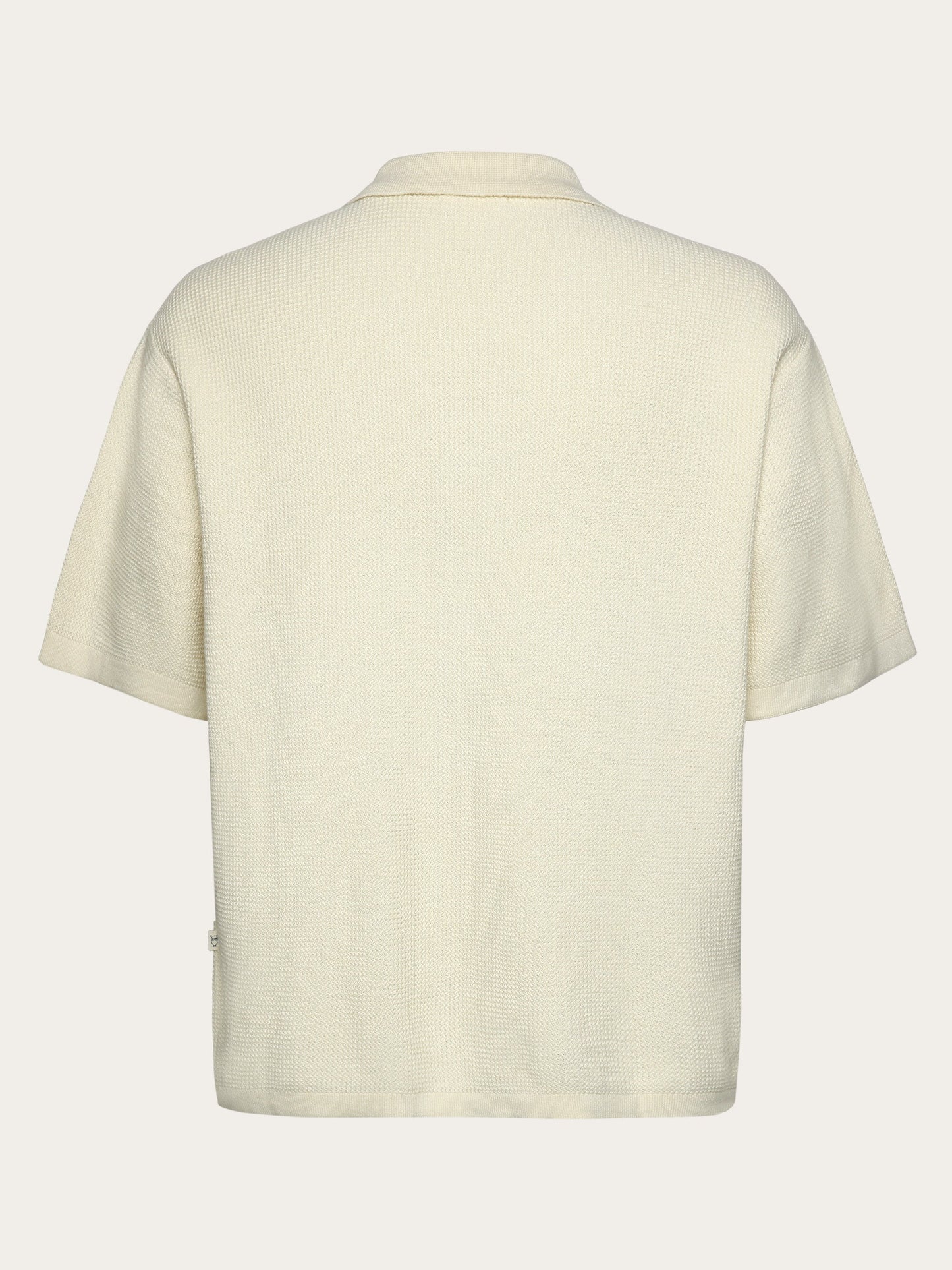 Chemise manches courtes maille en coton bio | blanc "boxy short sleeve structured knitted shirt egret"