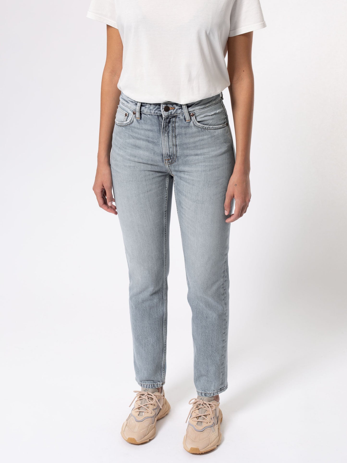 Jean mom bleu clair délavé en coton bio - Breezy Britt light desert