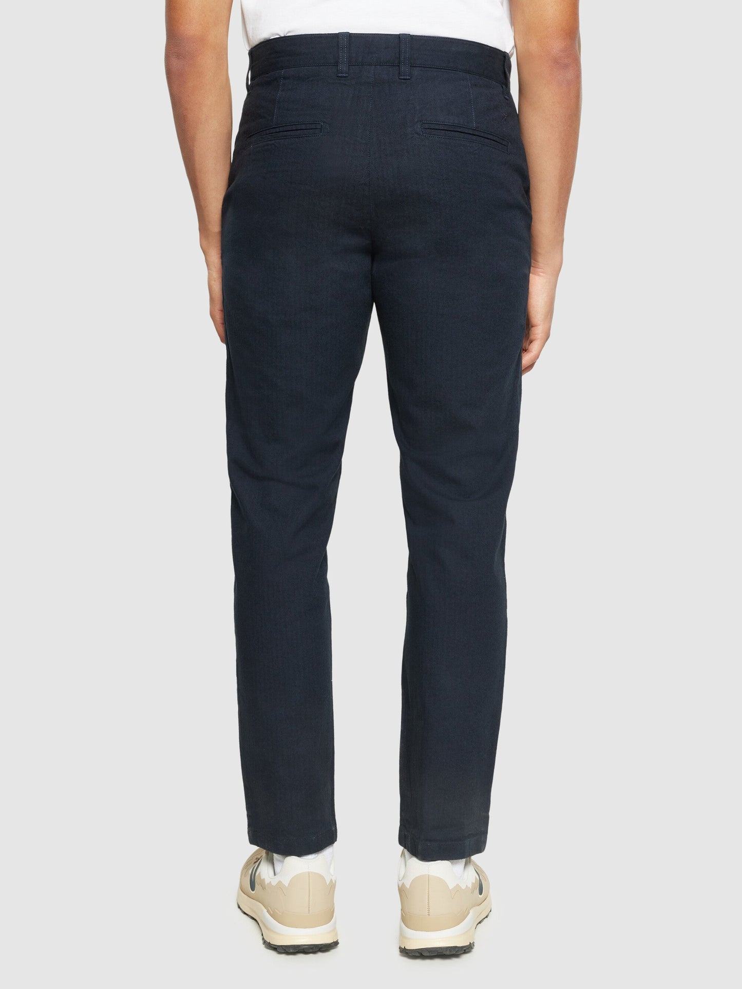 Pantalon droit en coton bio | marine "chuck regular flannel herringbone chinos night sky"
