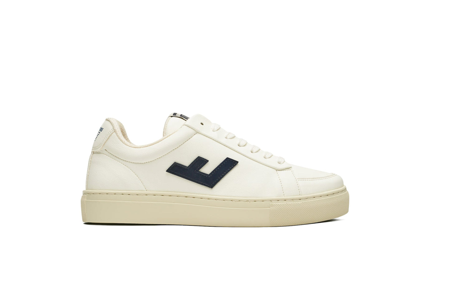 Baskets vegan en recyclé | écru et marine "classic 70s off white navy ecru"