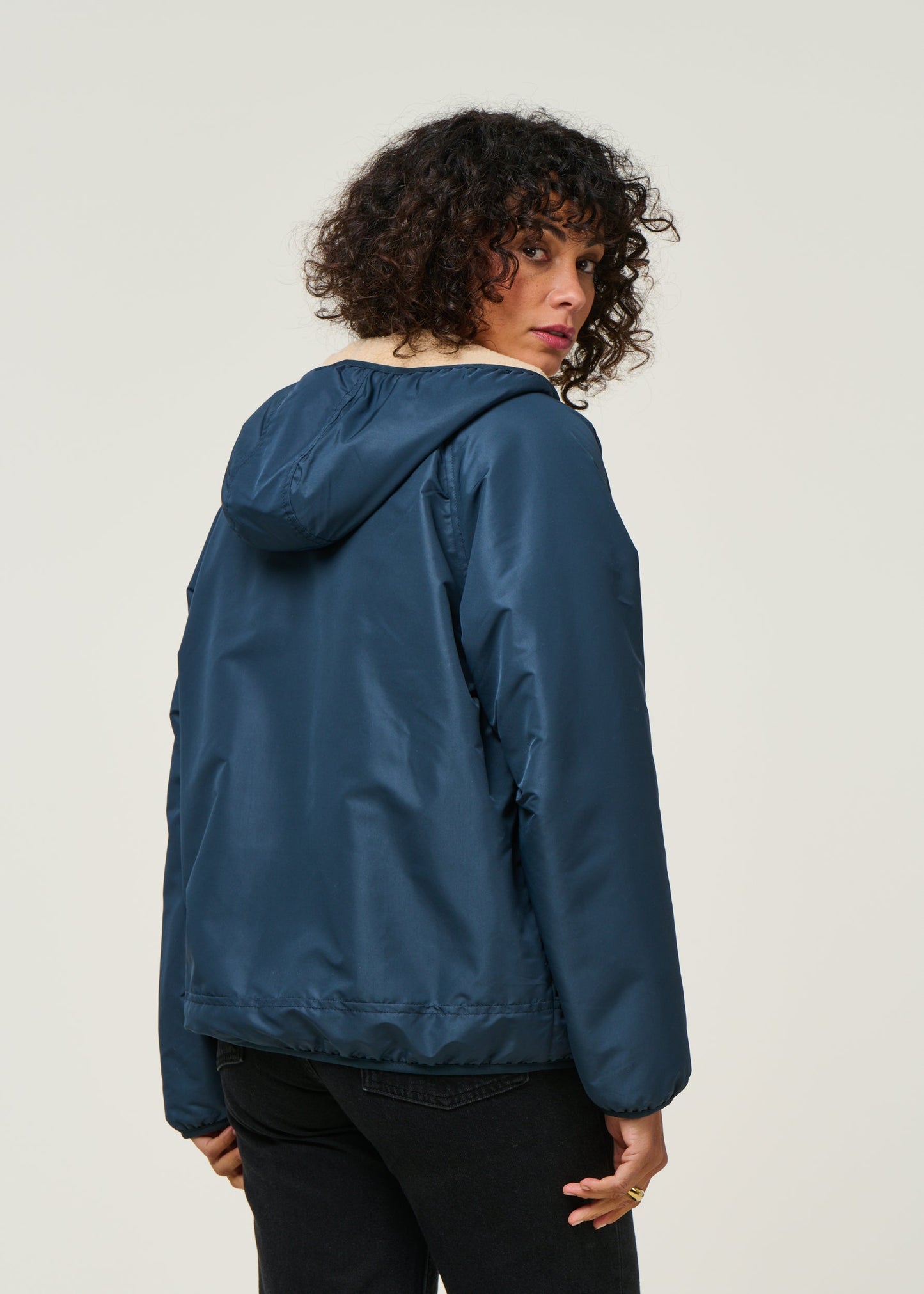 Manteau polaire réversible en matière recyclée | bleu/écru "crozier - blue orion"