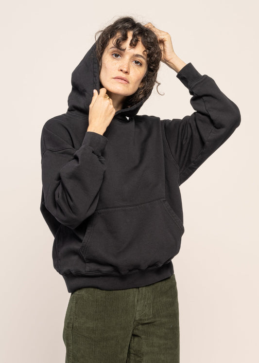 Sweat à capuche oversize en coton bio | Noir "deep black"