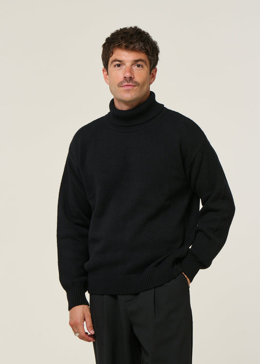 Pull col roulé en laine mérinos recyclée | noir "merino wool turtleneck - deep black"