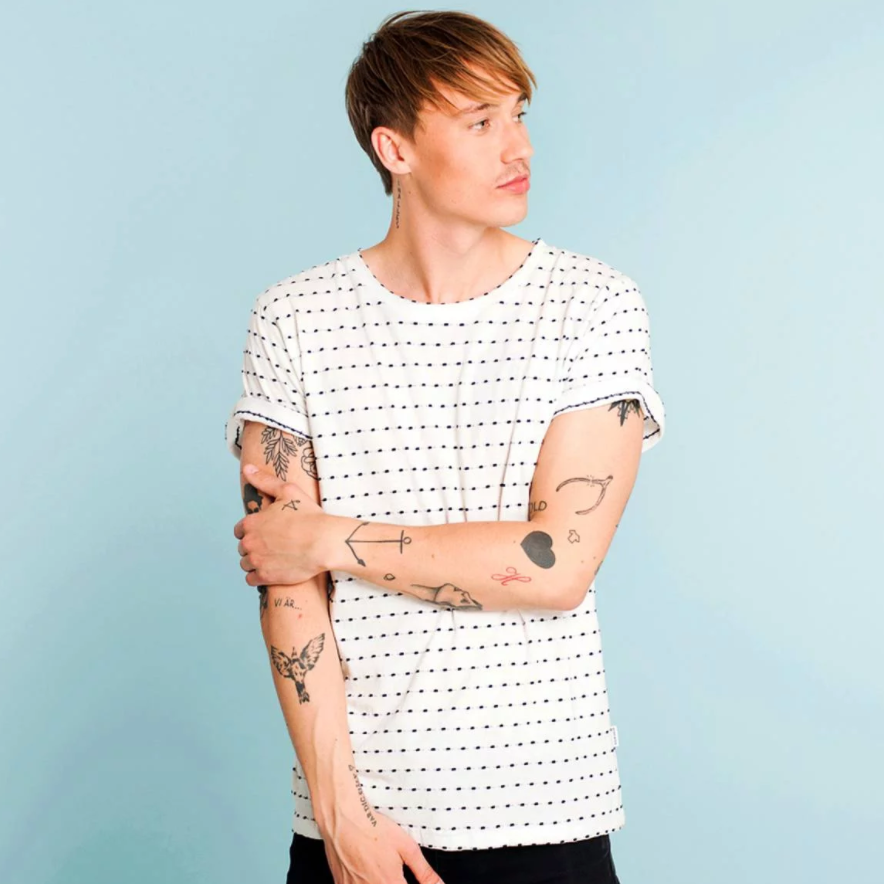 T-shirt blanc en coton bio à pois