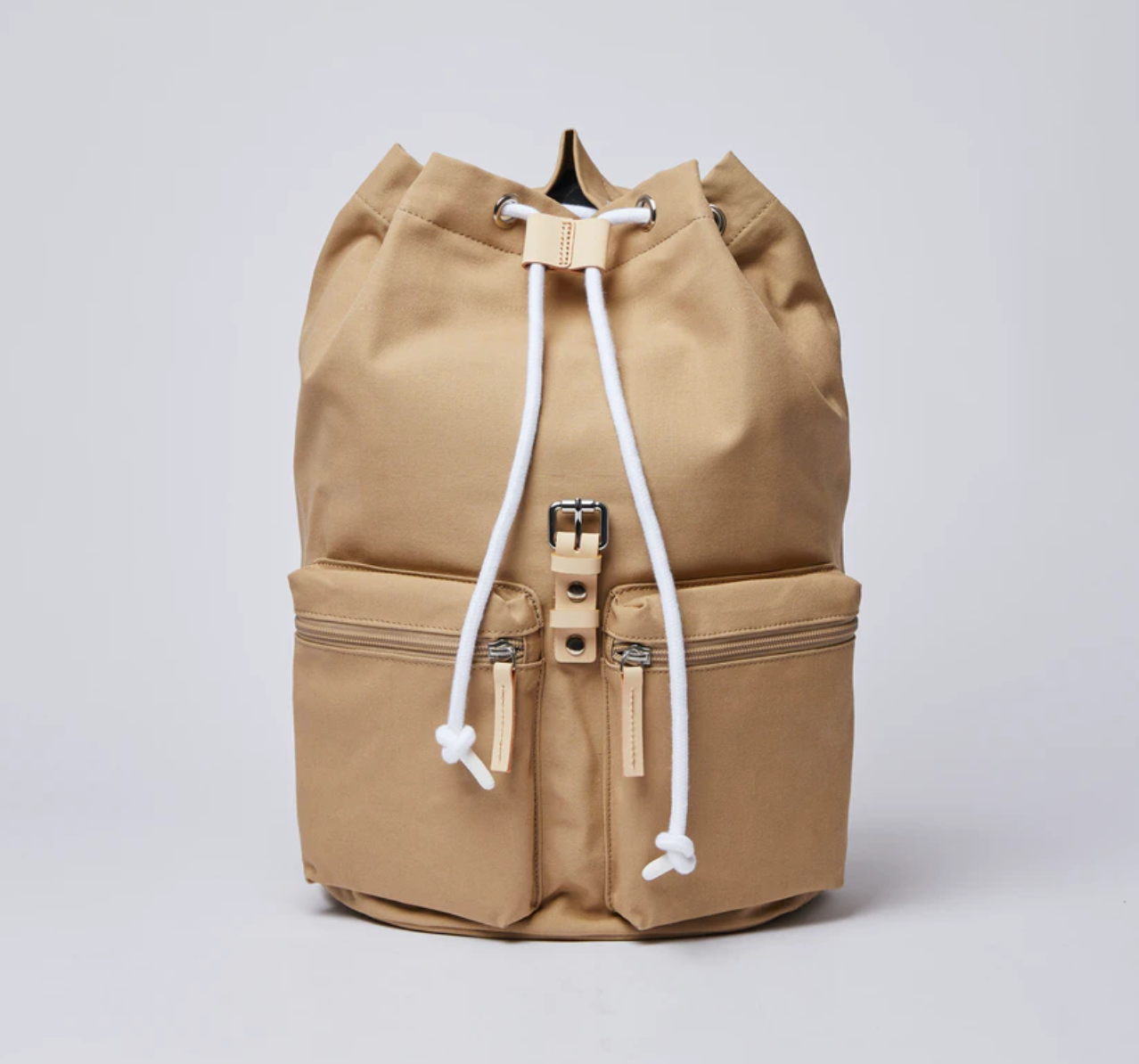 Sac à dos beige en coton bio, matière recyclée et cuir - Roald