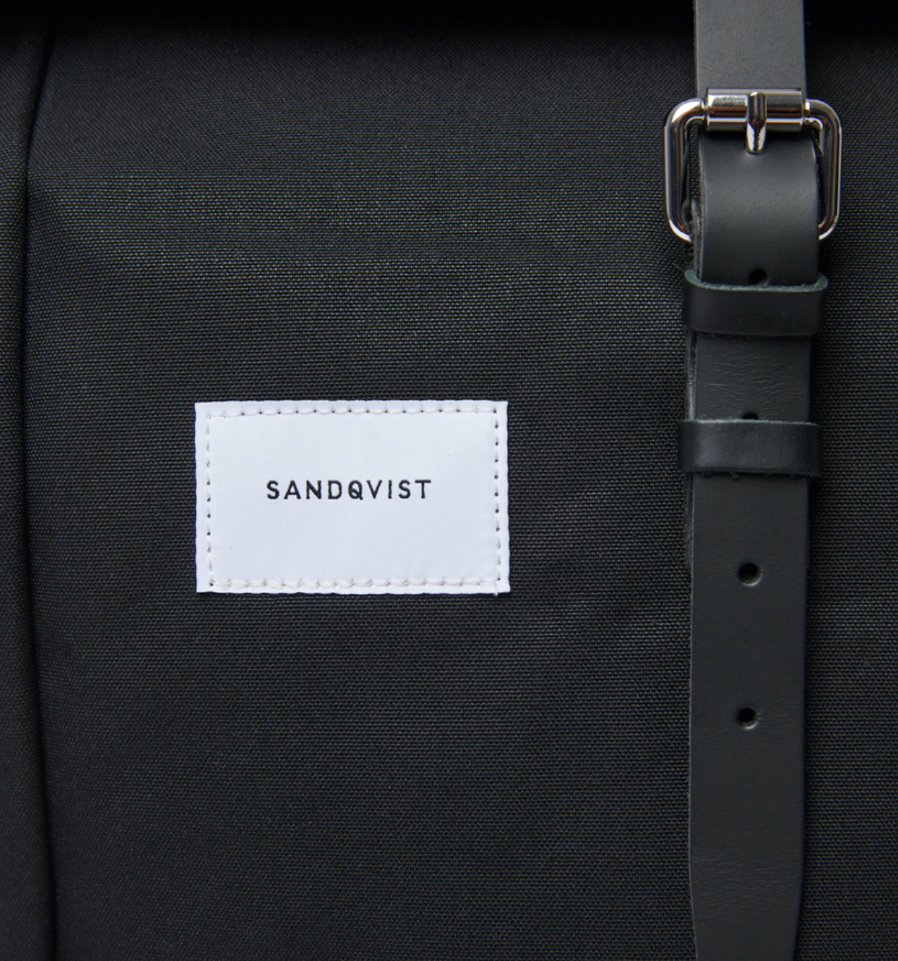 Sac à dos roll-top en coton bio et matière recyclée | noir "Dante"