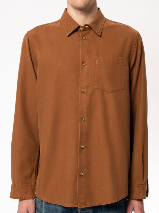 Chemise camel en coton bio et tencel - Chuck Fluid Twill cinnamon