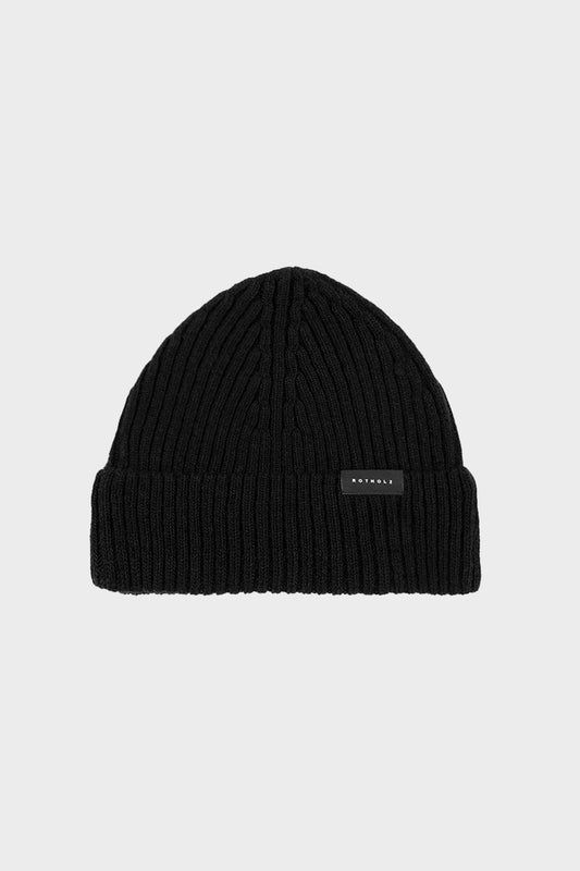 Bonnet en laine et matière recyclée | Noir "classic ribbed beanie black"