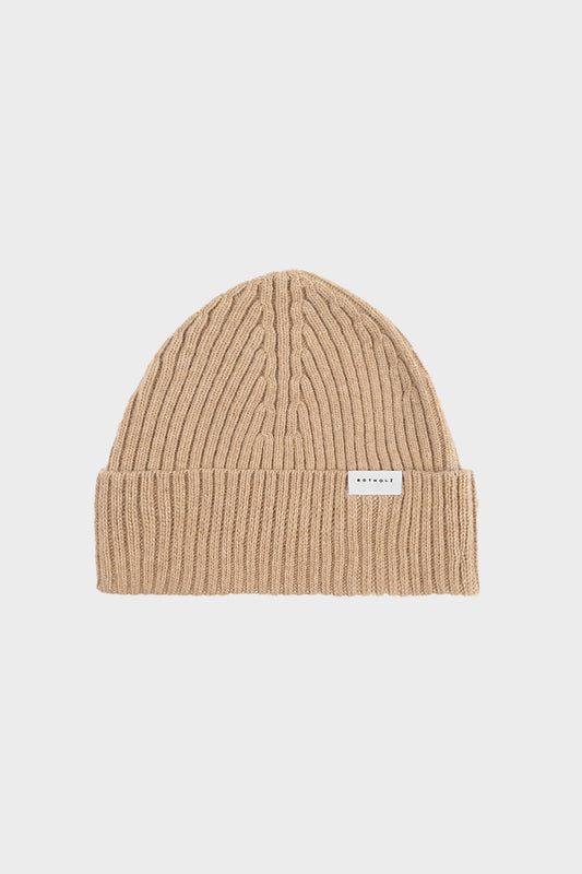Bonnet en laine et matière recyclée | Beige "classic ribbed beanie oatmeal"