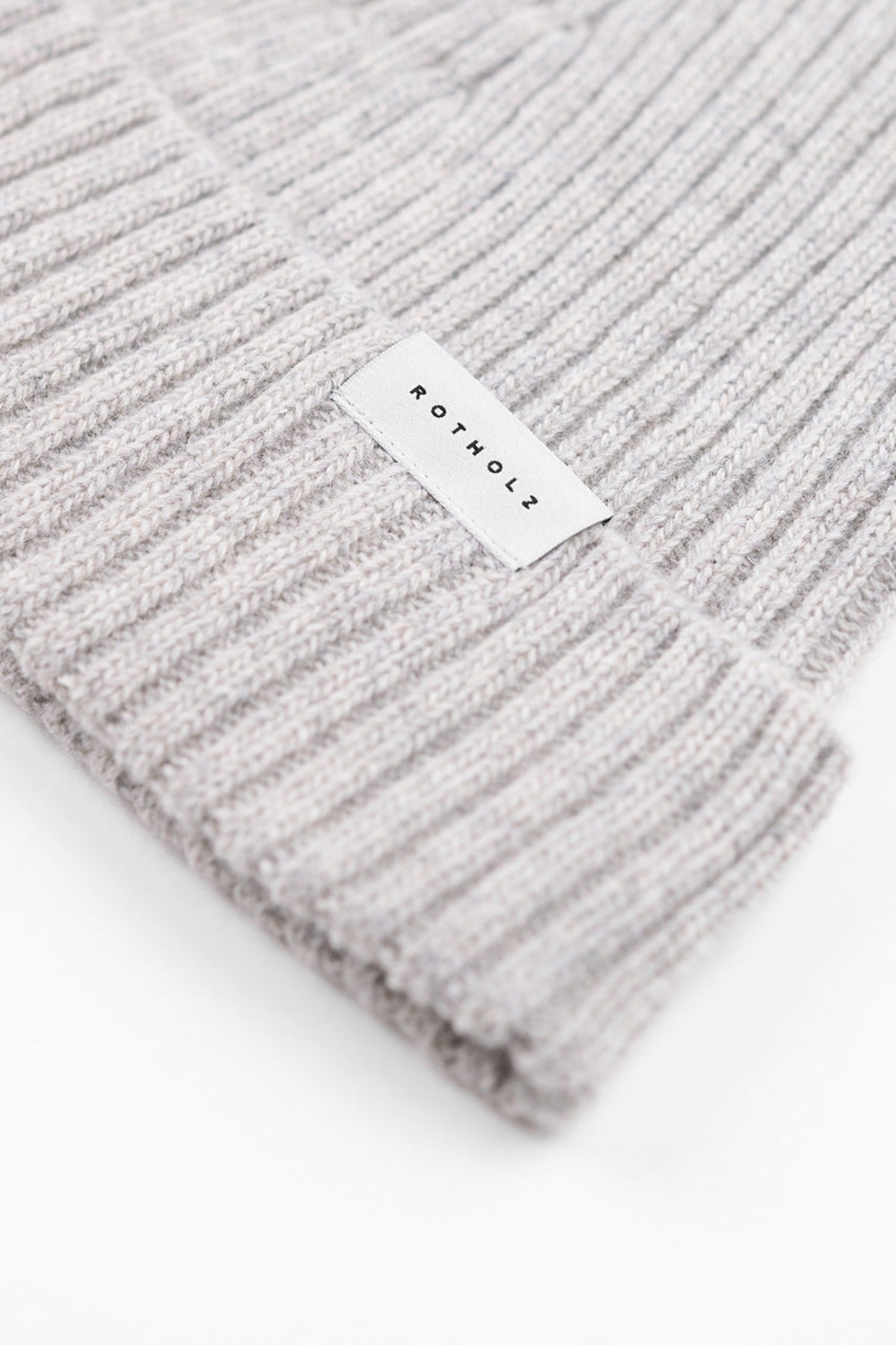 Bonnet en laine et matière recyclée | Gris clair "classic ribbed beanie ash heather"