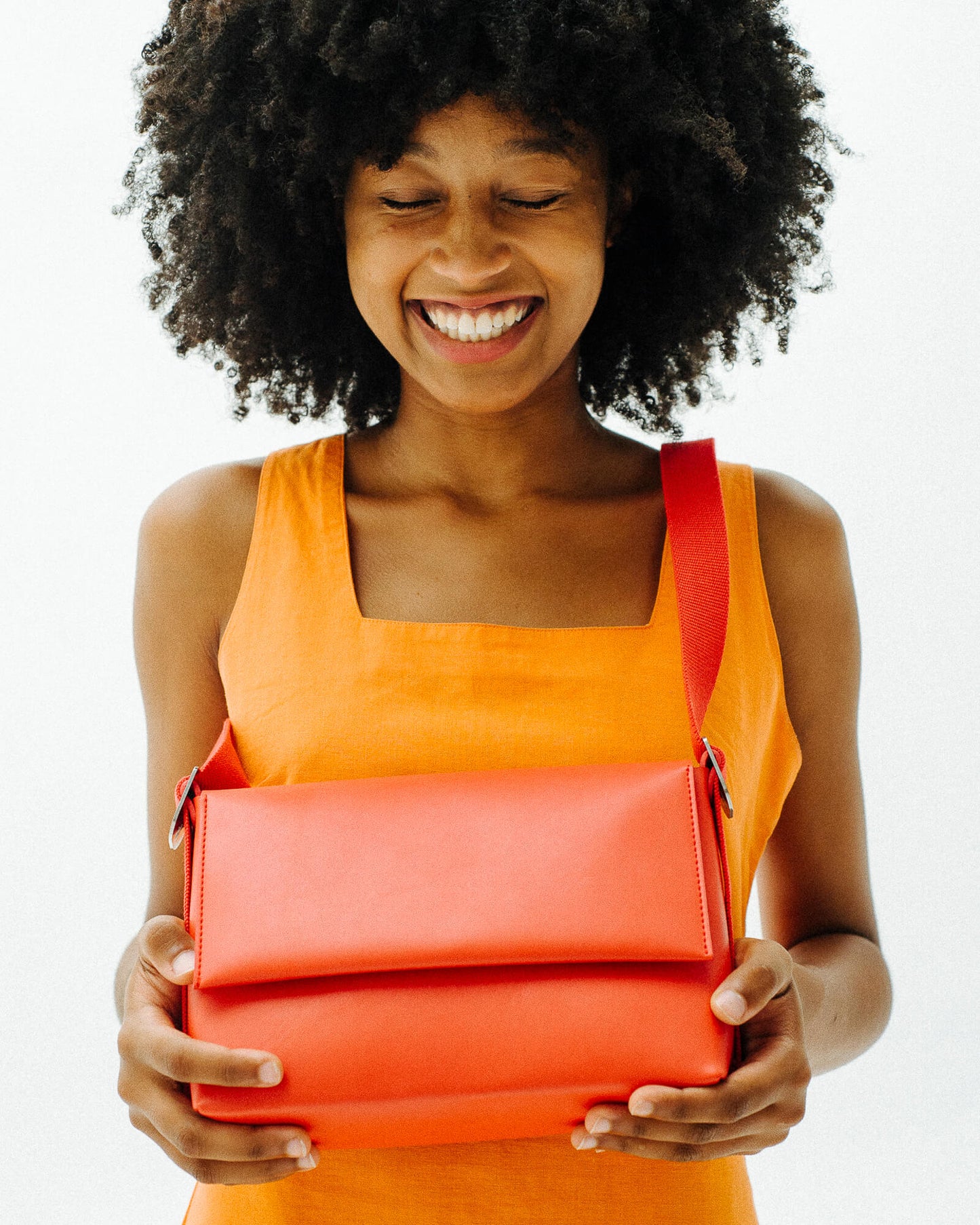 Sac bandoulière rouge en matières recyclées - crossbody bag red