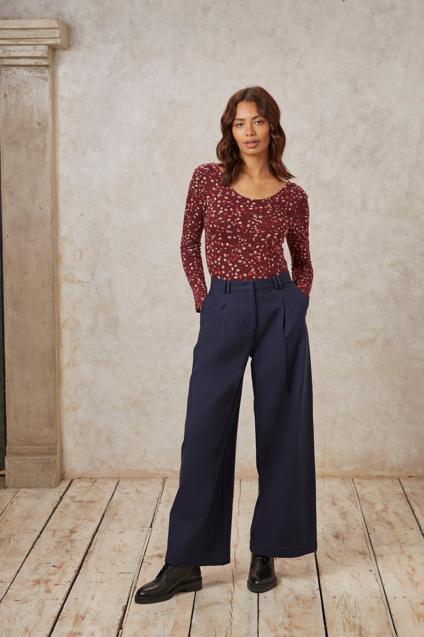 Pantalon à pinces ample marine en coton bio - amita trousers navy