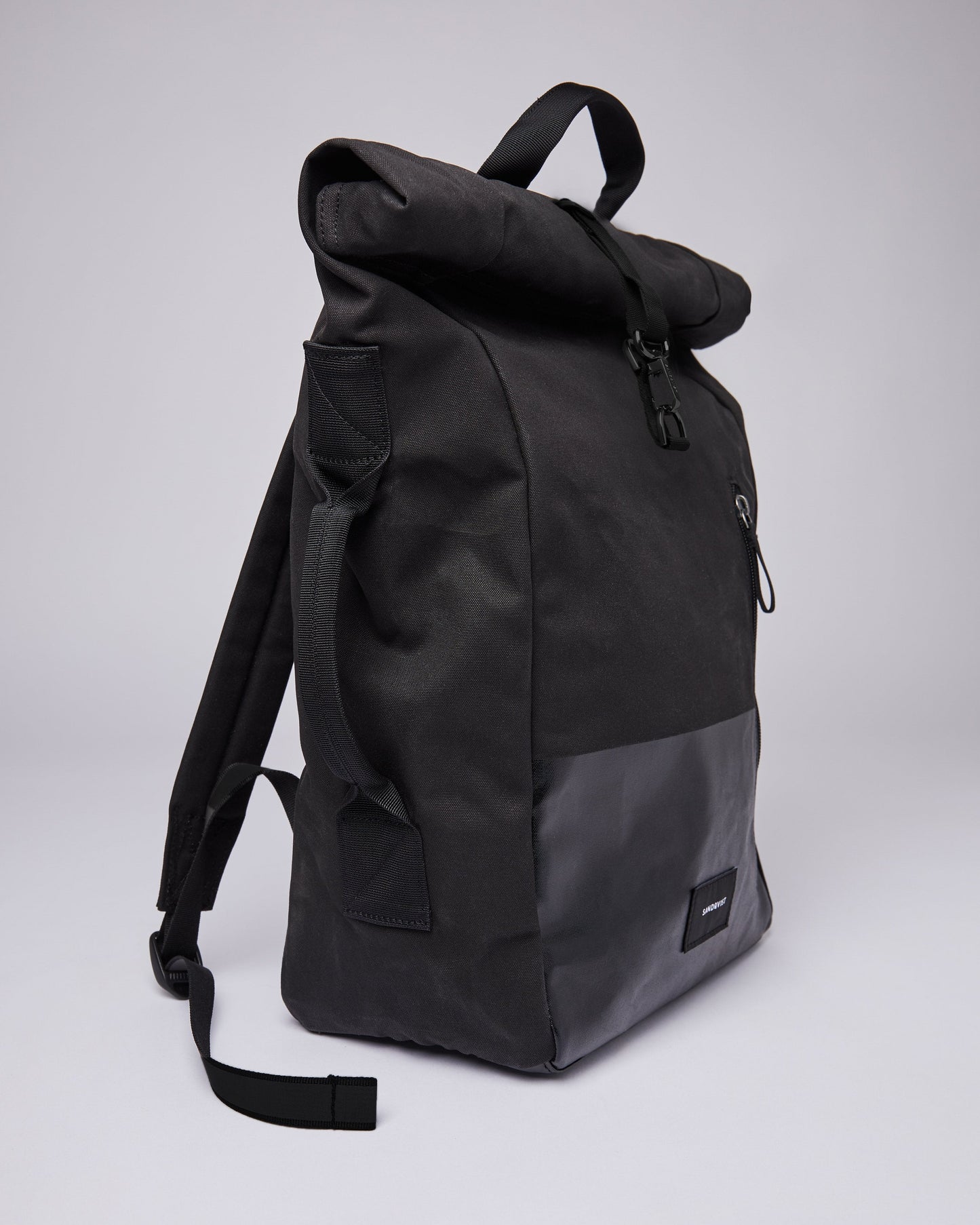 Sac à dos rolltop en matière recyclée | Noir "dante vegan black with coating"