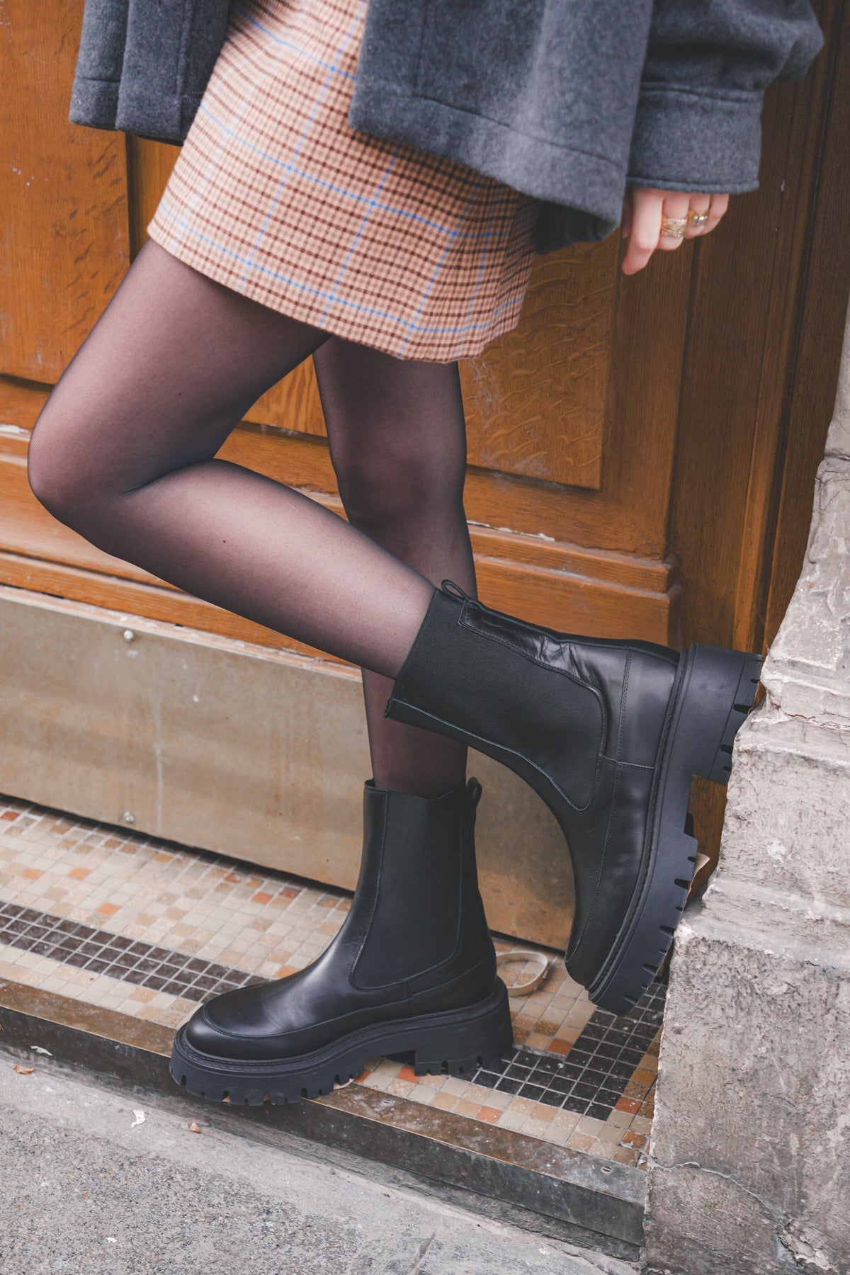 Bottines chelsea en cuir certifié | noir "le jour noir black"