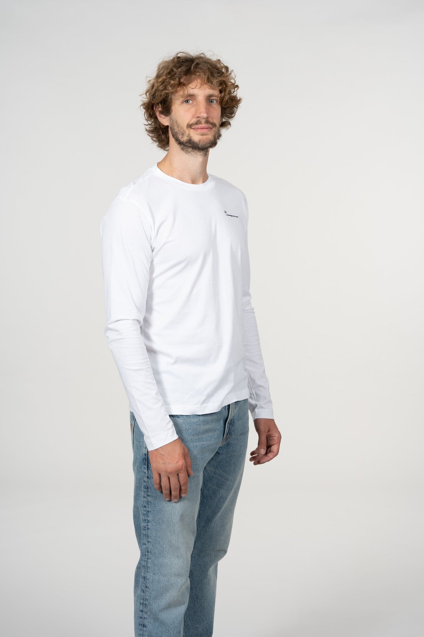 T-shirt à manches longues blanc avec logo en coton bio - LOCUST Bright White