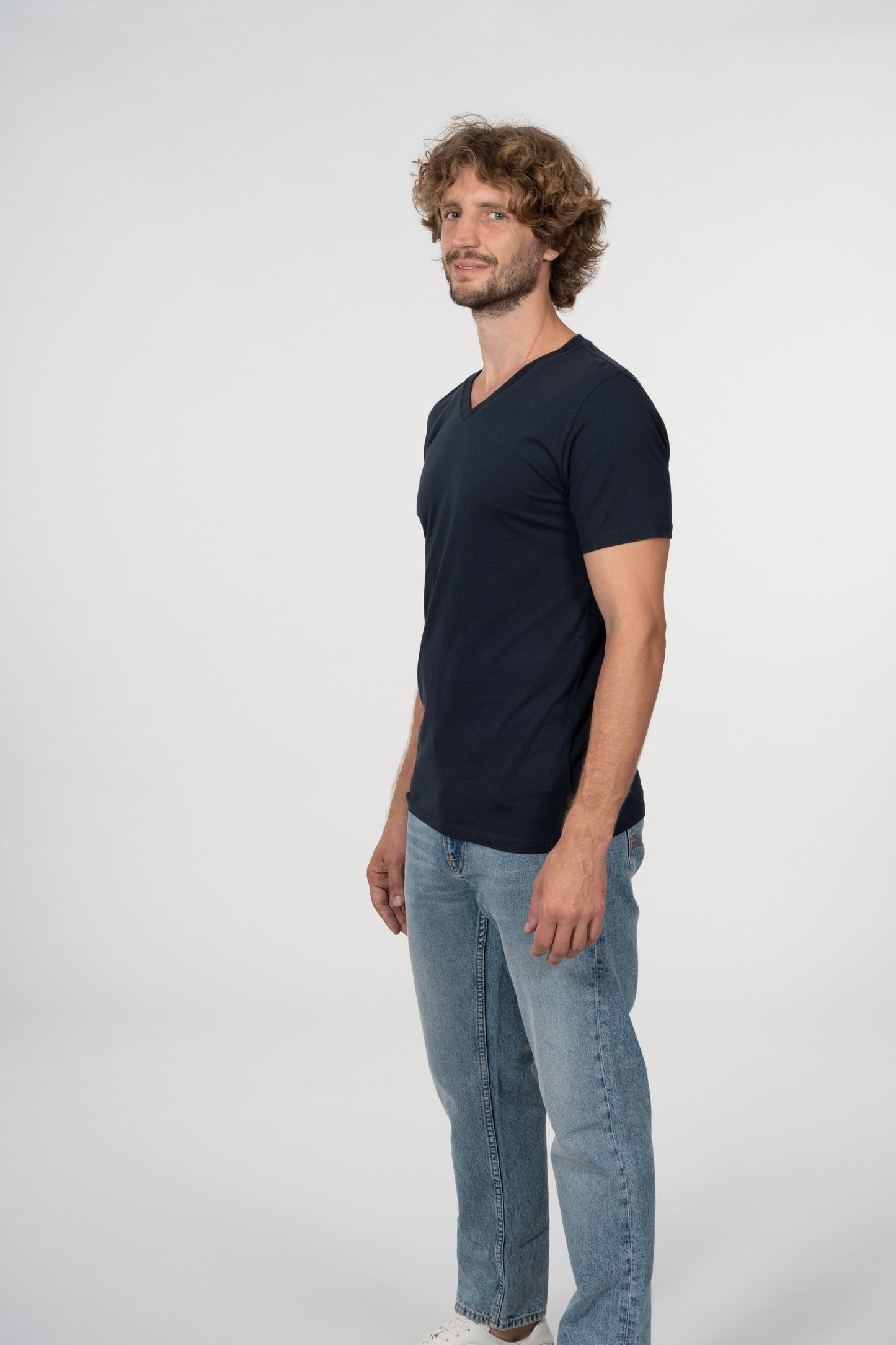 T-shirt col V bleu nuit en coton bio - alder