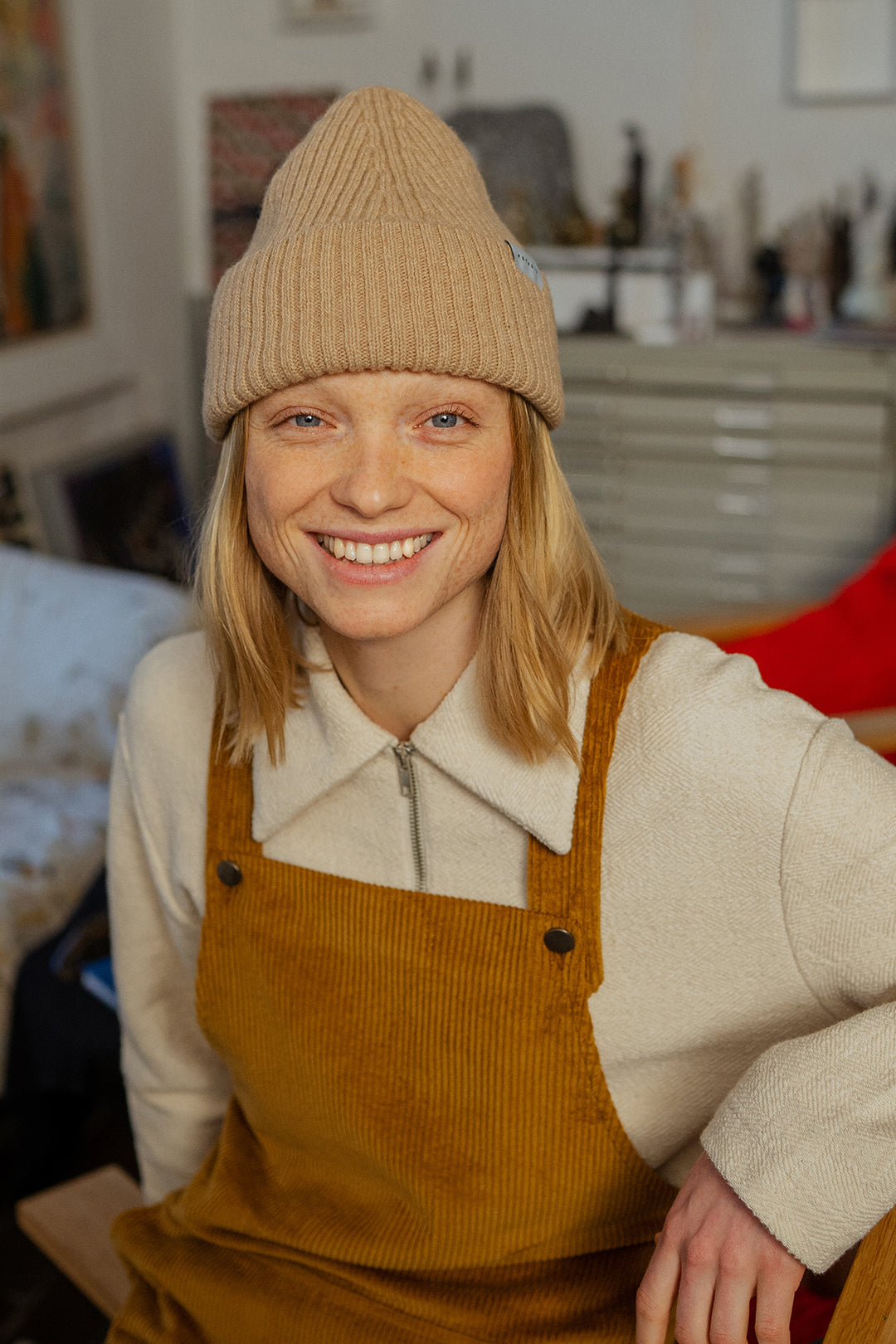 Bonnet en laine et matière recyclée | Beige "classic ribbed beanie oatmeal"