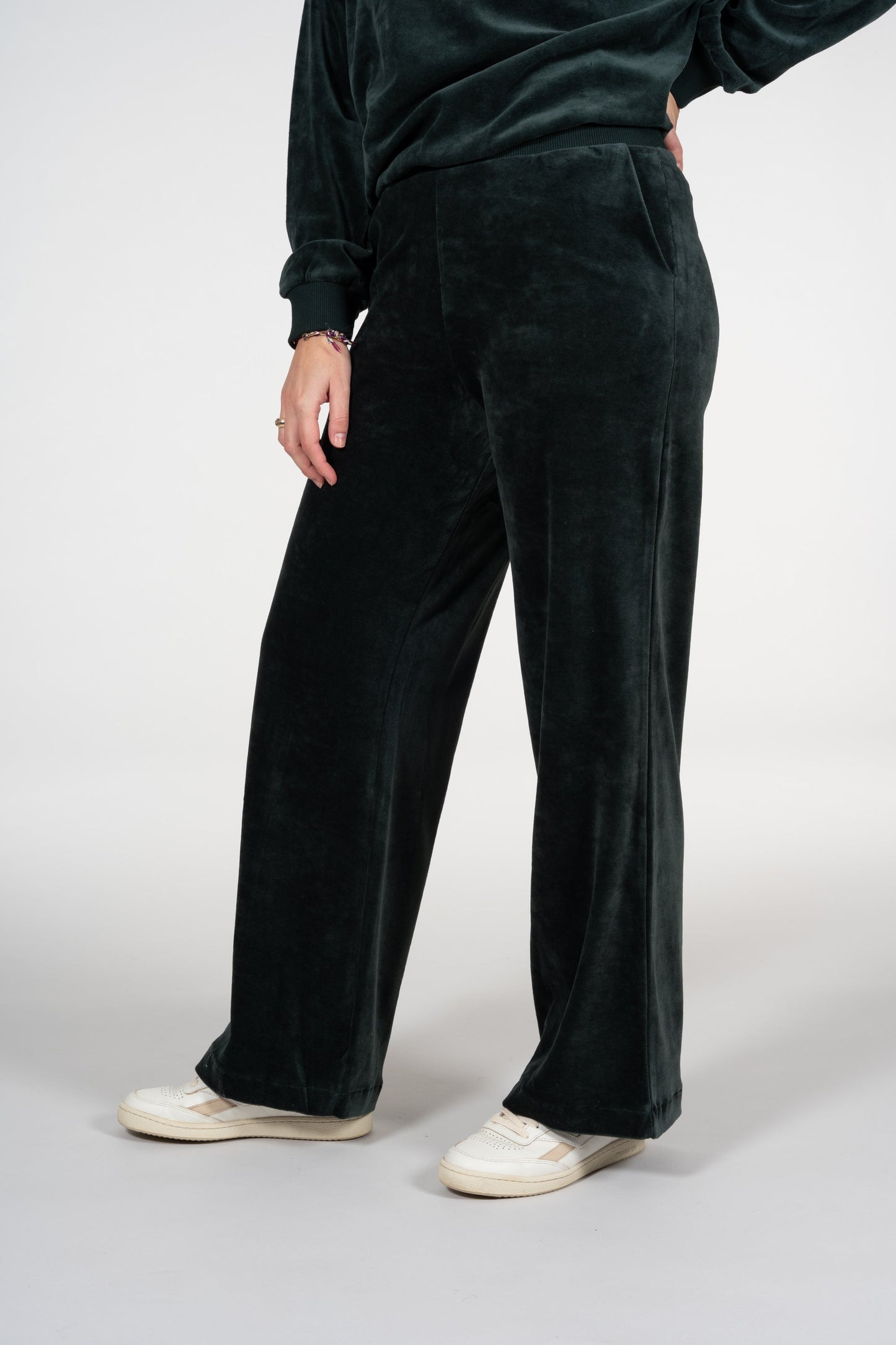 Pantalon ample velours vert foncé en coton bio - asteyaa vintage green