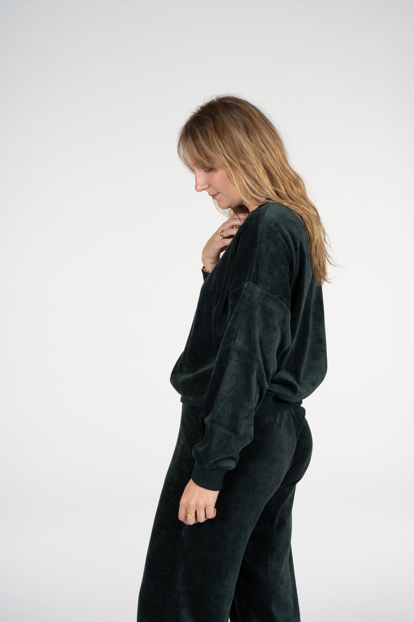 Sweatshirt velours vert foncé en coton bio - andaa dark scarab