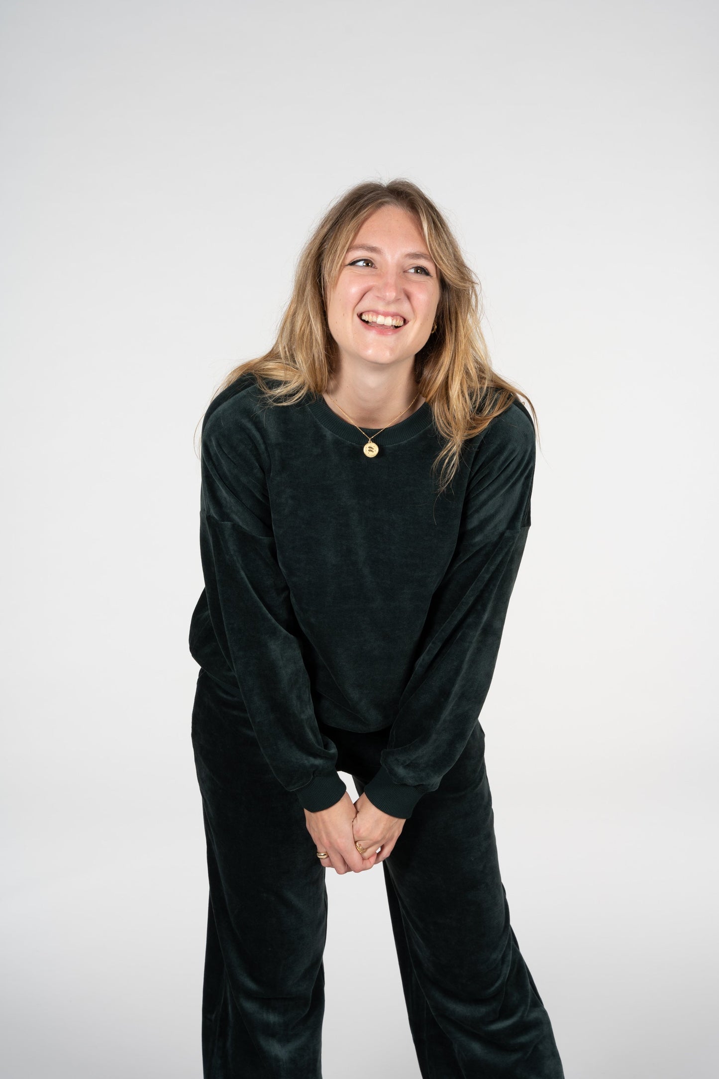 Sweatshirt velours vert foncé en coton bio - andaa dark scarab