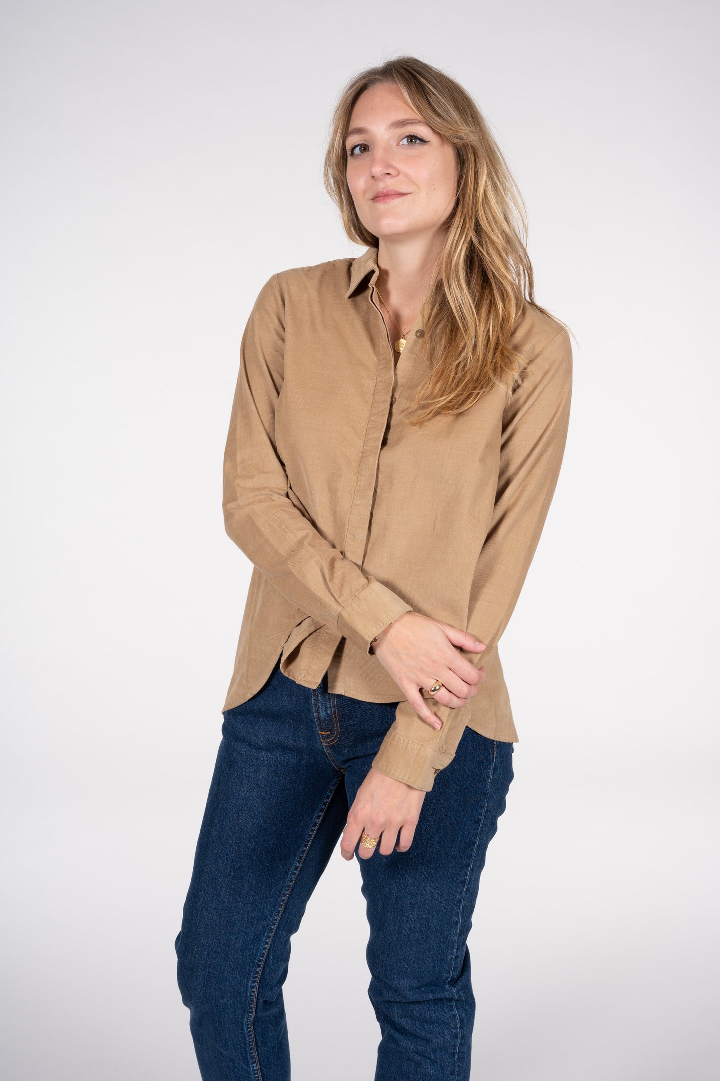 Chemise beige velours fin en coton bio - JACINTA