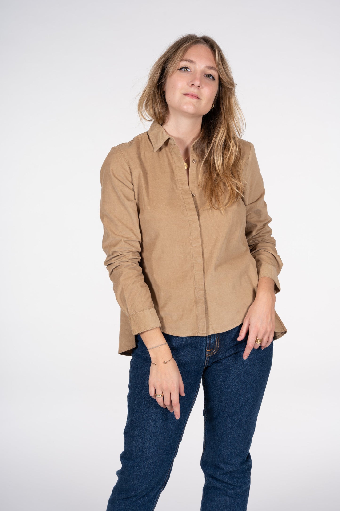 Chemise beige velours fin en coton bio - JACINTA
