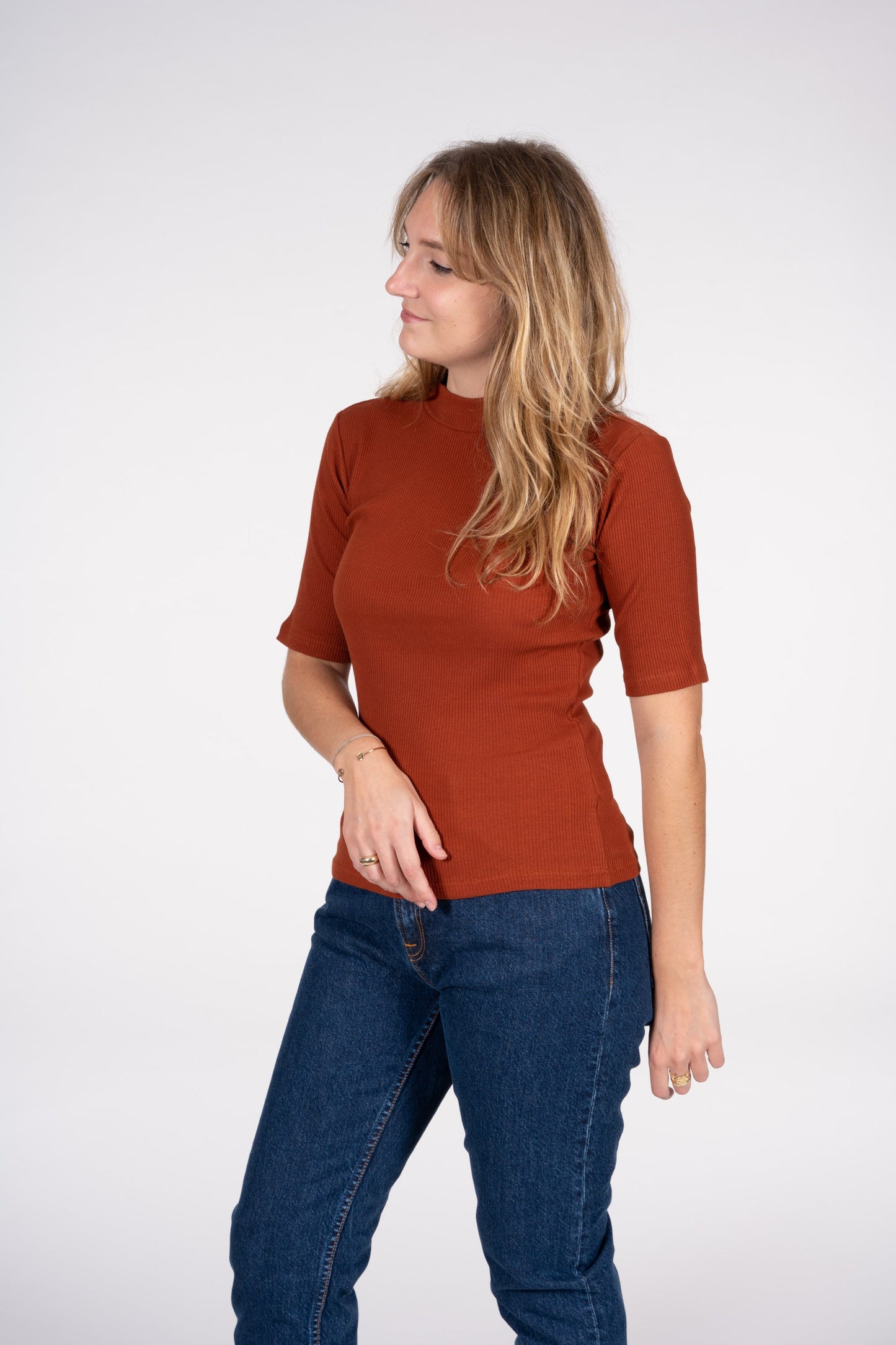 T-shirt col cheminée en coton bio | Orange "rib high neck short sleeved orange"