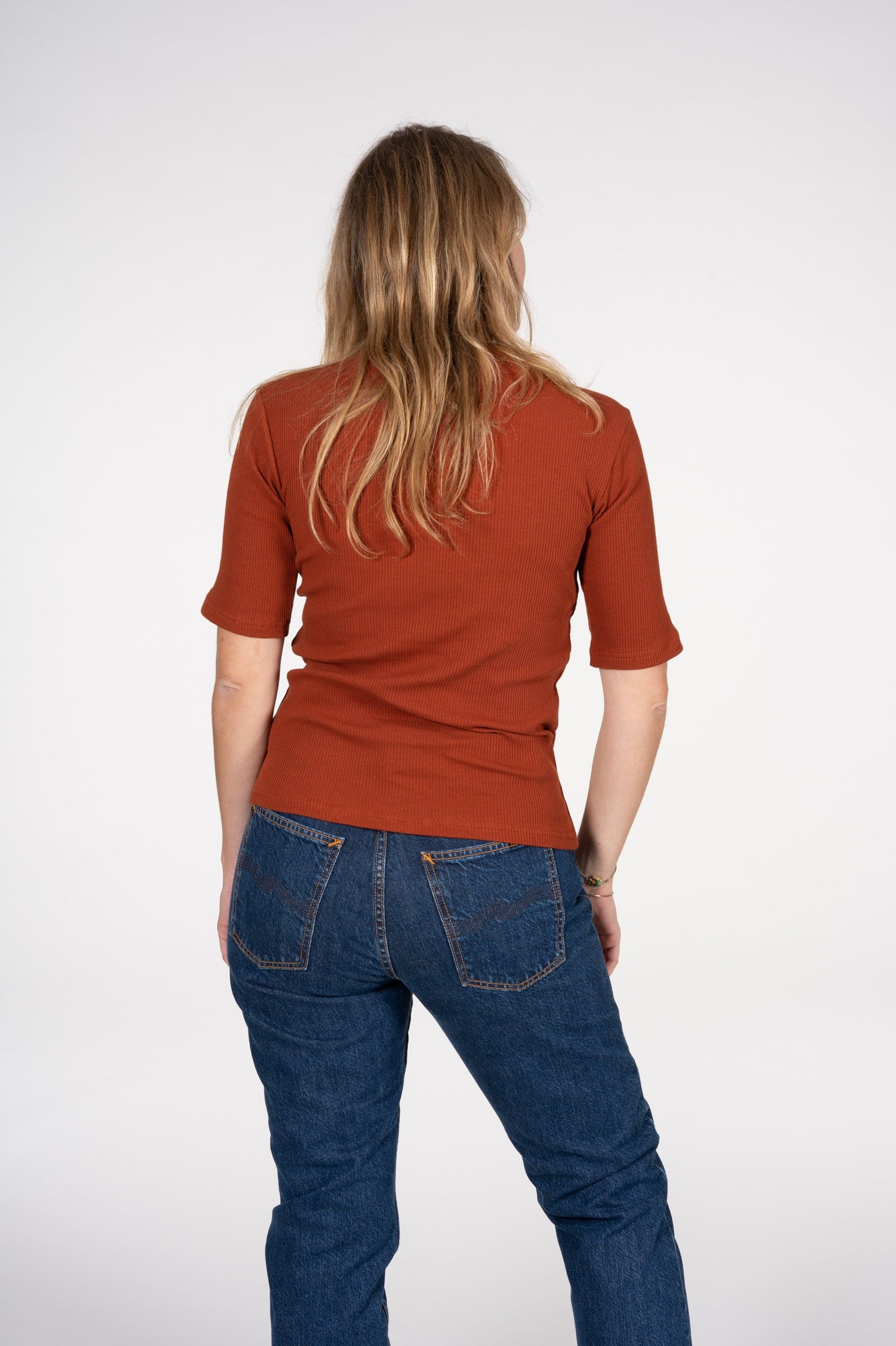 T-shirt col cheminée en coton bio | Orange "rib high neck short sleeved orange"