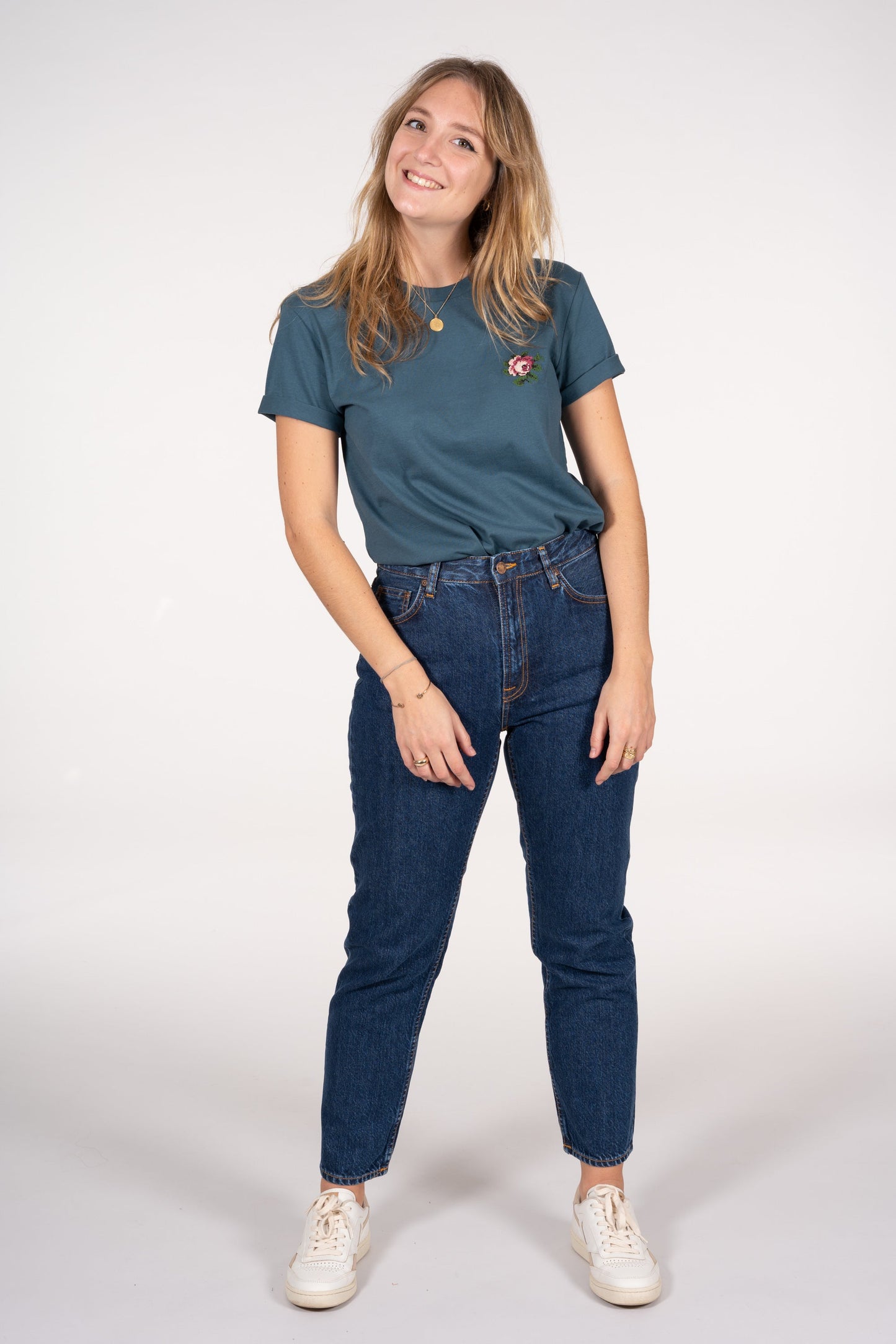 T-shirt brodé bleu canard en coton bio - Rose