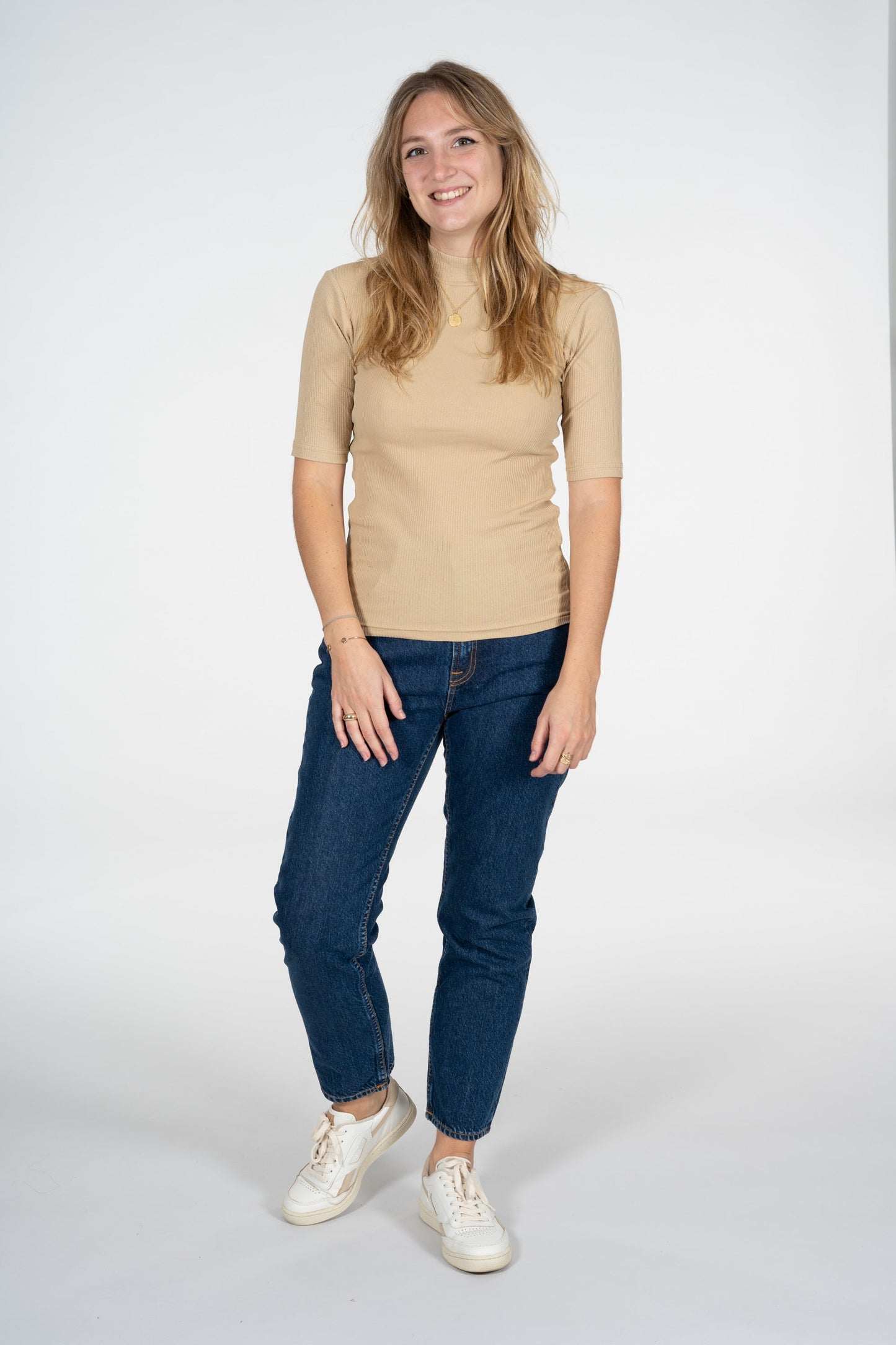 T-shirt col cheminée en coton bio | Beige "rib high neck short sleeved beige"