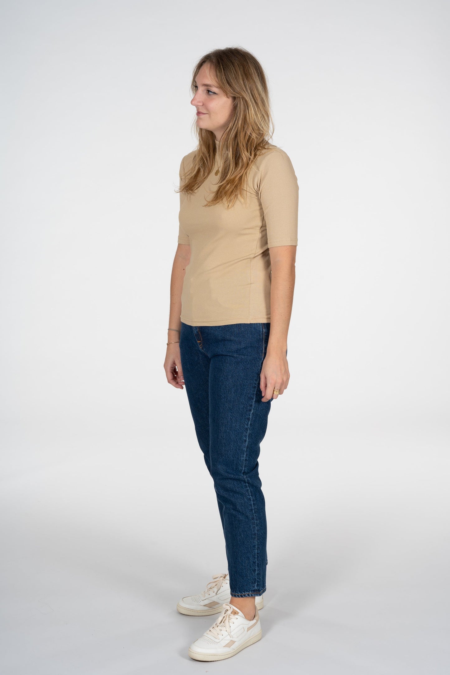 T-shirt col cheminée en coton bio | Beige "rib high neck short sleeved beige"