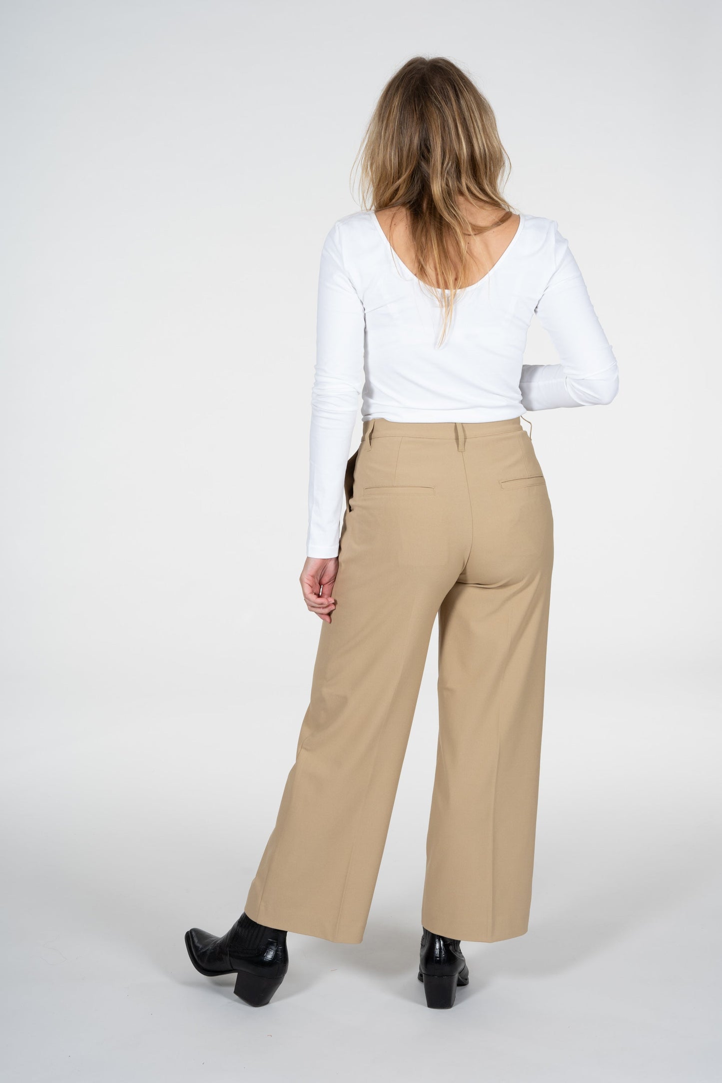 Pantalon large beige en matière recyclée et Ecovero - posey