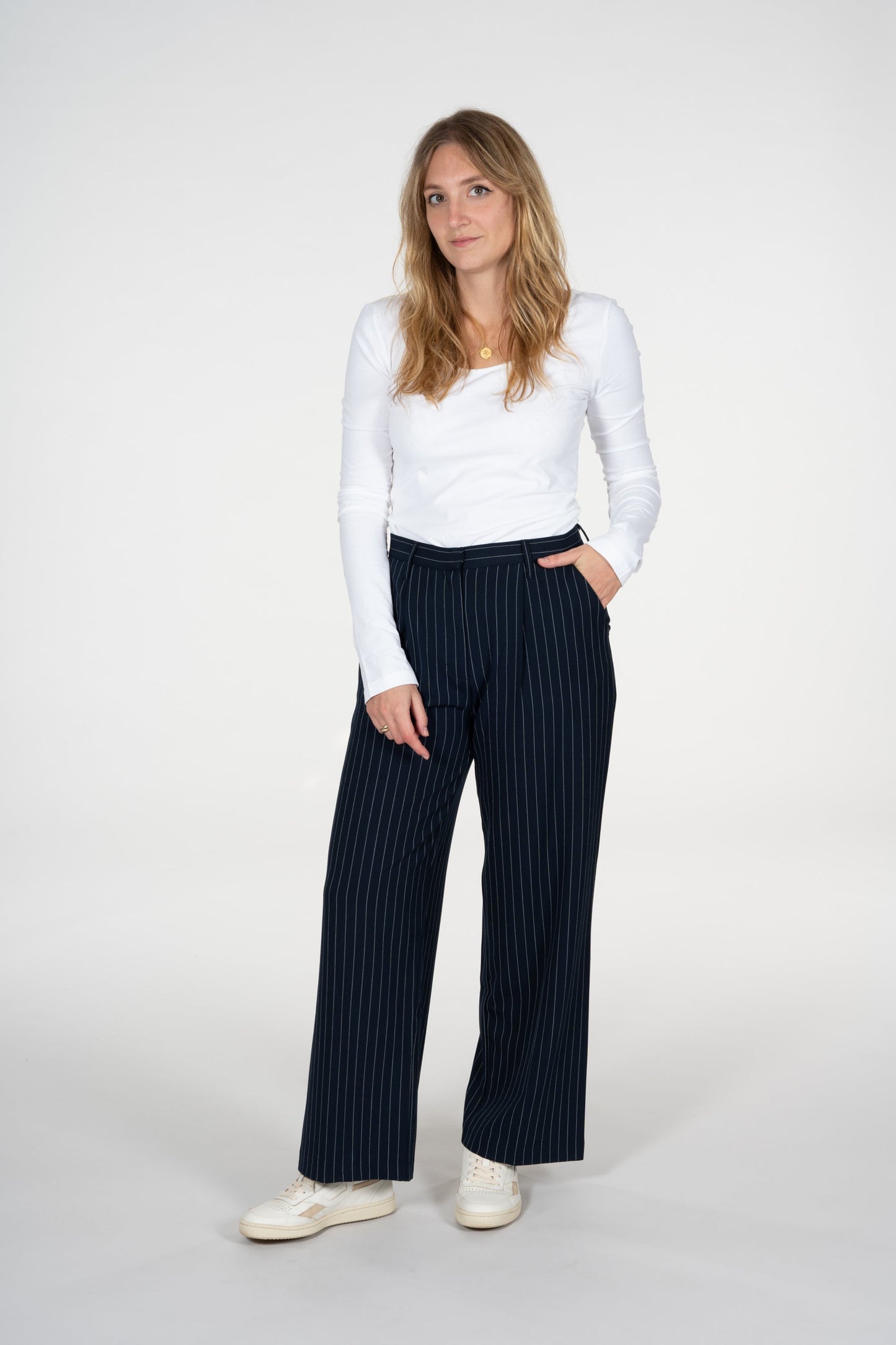 Pantalon large à rayures bleu nuit en matière recyclée - Posey