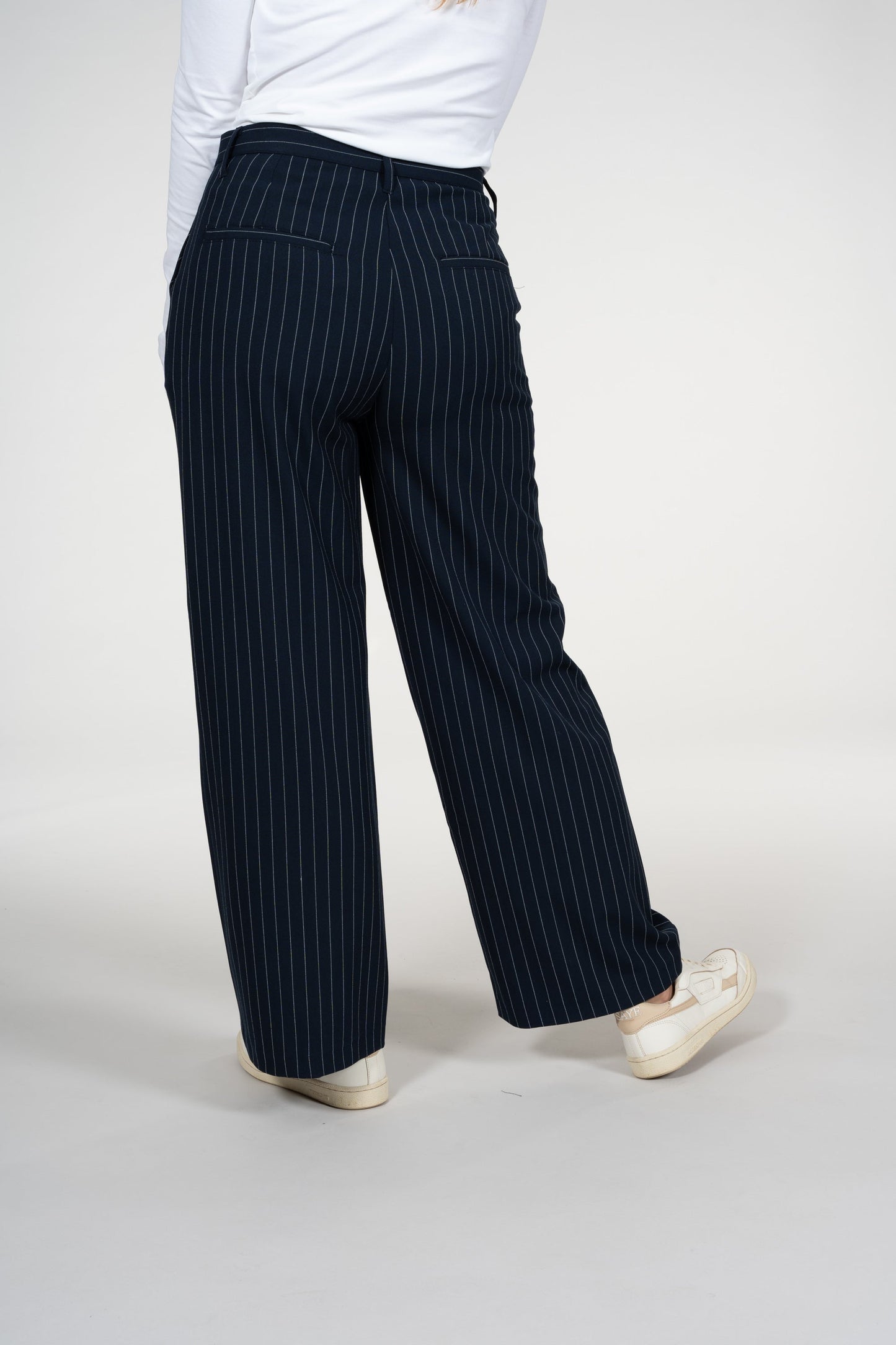 Pantalon large à rayures bleu nuit en matière recyclée - Posey