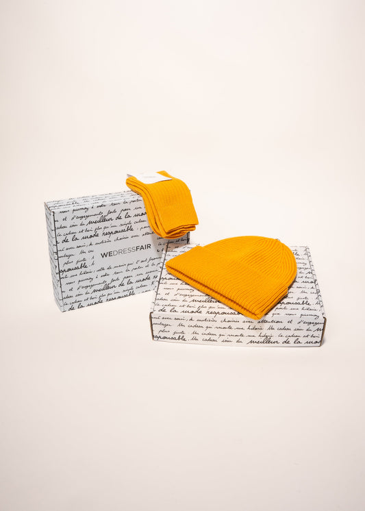 Coffret cadeau bonnet/chaussettes en laine mérinos recyclée - burned yellow - coffret n°9