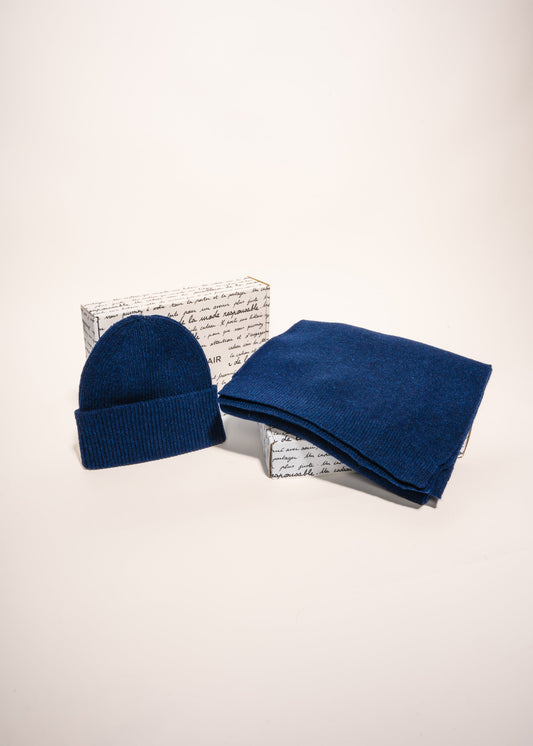 Coffret cadeau bonnet/écharpe en laine mérinos recyclée  - marine blue - coffret n°4