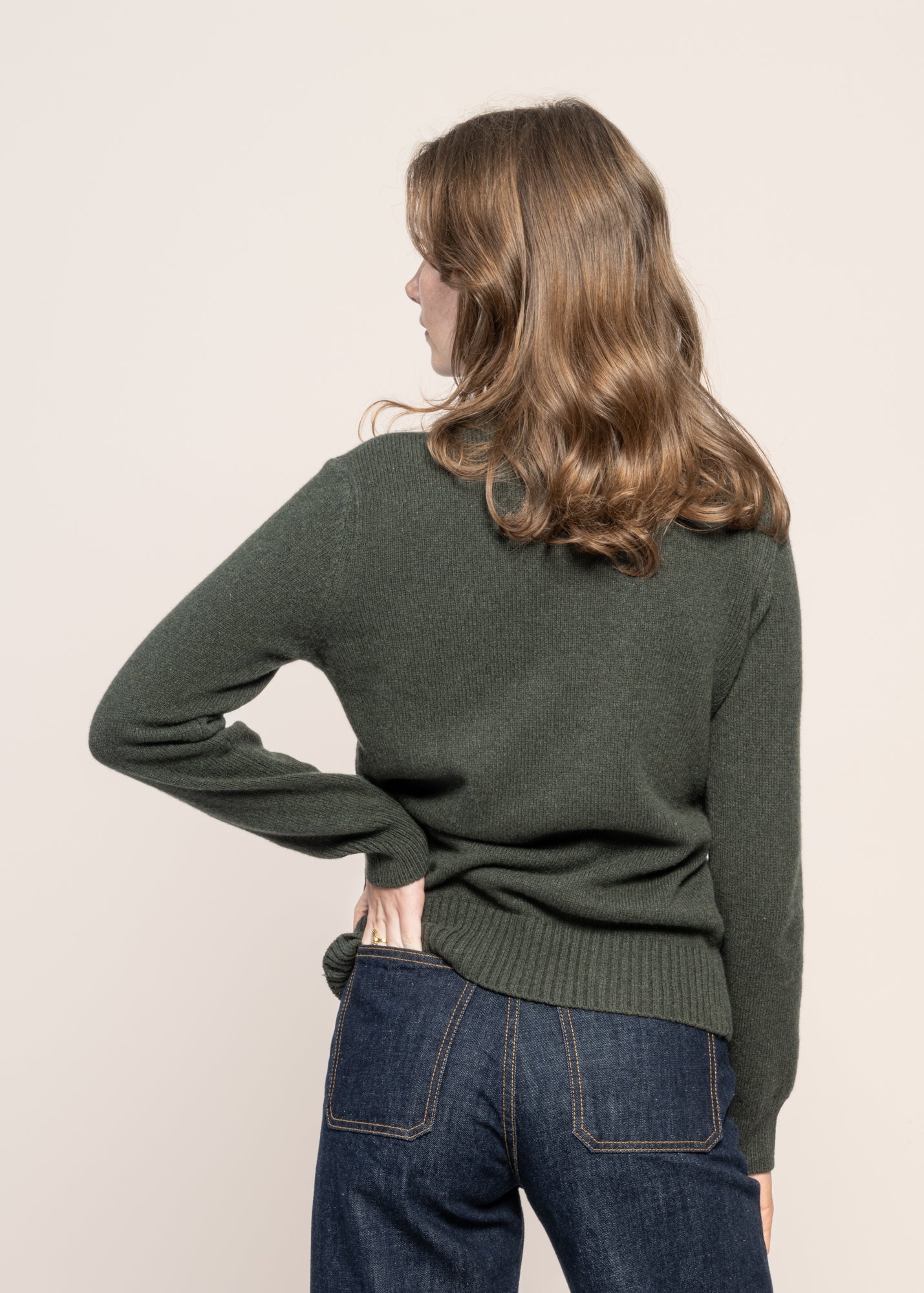 Pull en cachemire recyclé  | vert "edda - verde muschio"