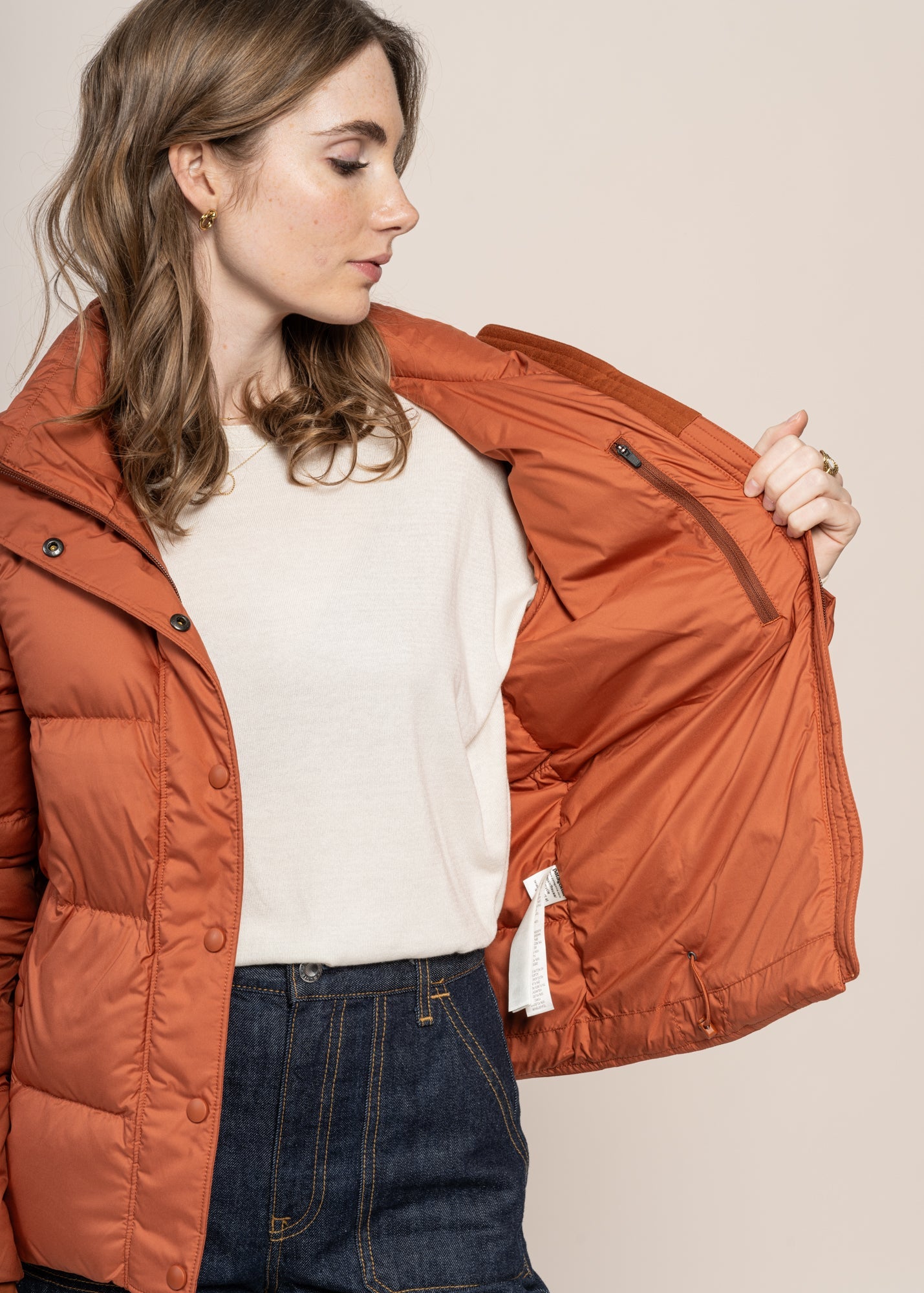 Doudoune en matière recyclée | rouge "w's silent down jkt burnished red"