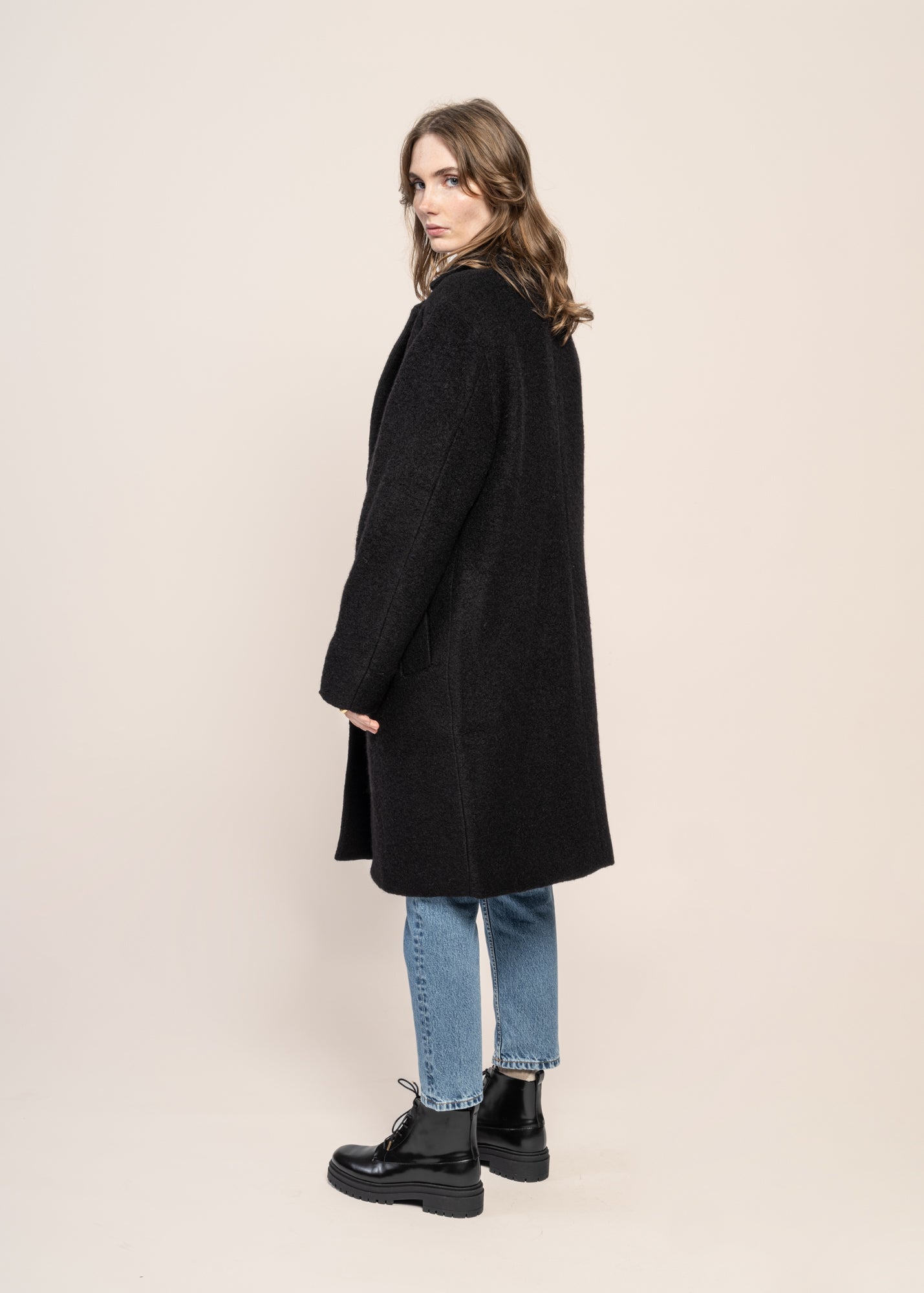 Manteau long en laine bio | noir "formal coat - true black"