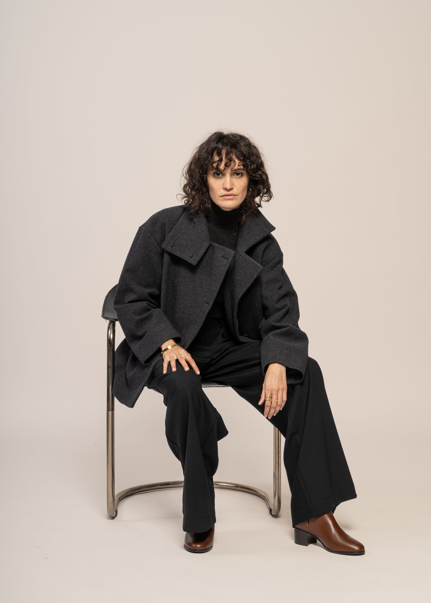 Manteau court en laine bio | gris foncé "majelaa - steel melange"