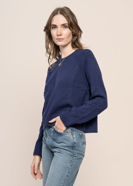 Pull en laine bio mélangée | bleu "diliriaa reglana - deep sea blue"