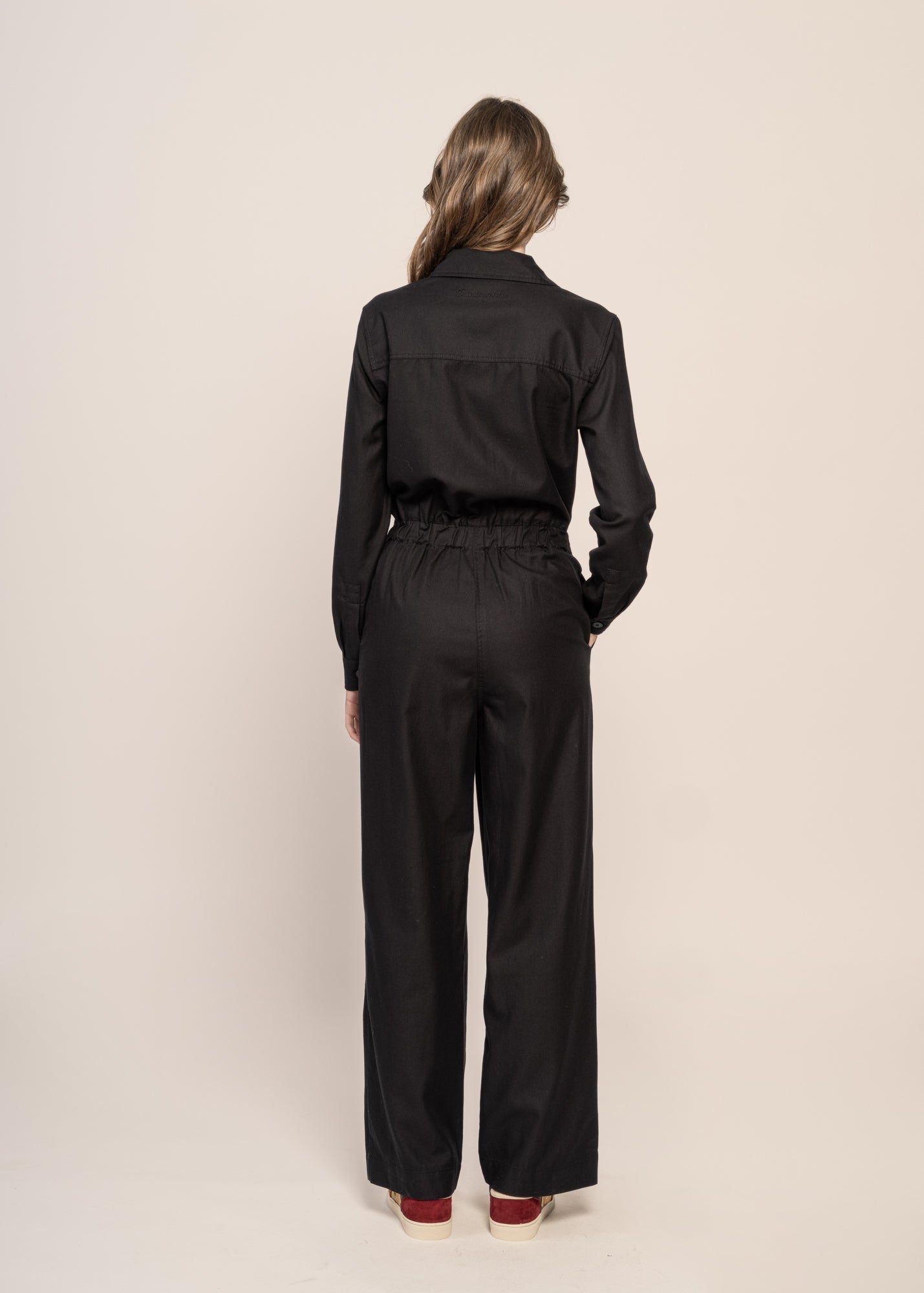 Combinaison en coton bio et tencel | noir "black bean montana jumpsuit"