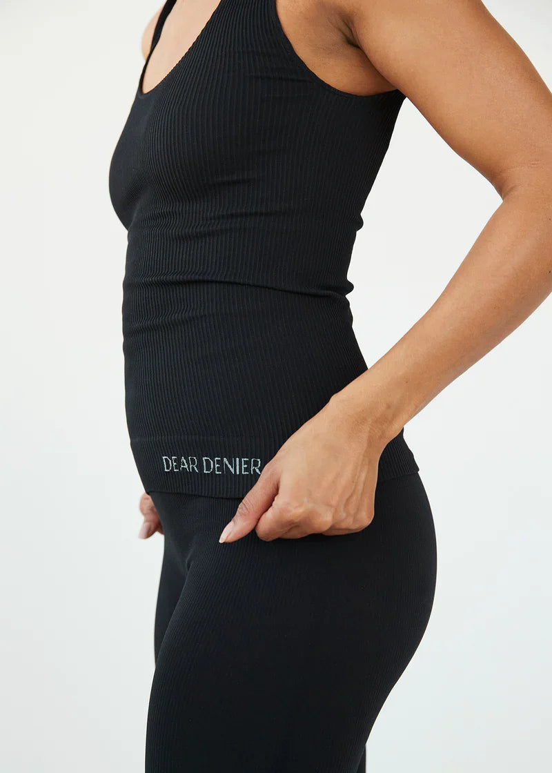 Débardeur de sport côtelé en recyclé  | noir "lena tank top black"