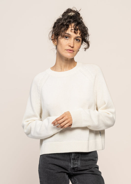 Pull en laine bio et recyclée | écry "diliriaa reglana oatmilk"