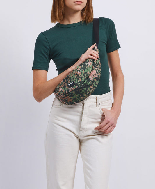 Banane en matière recyclée déperlante | multicolore "elsa crossbody bag motif elsa"