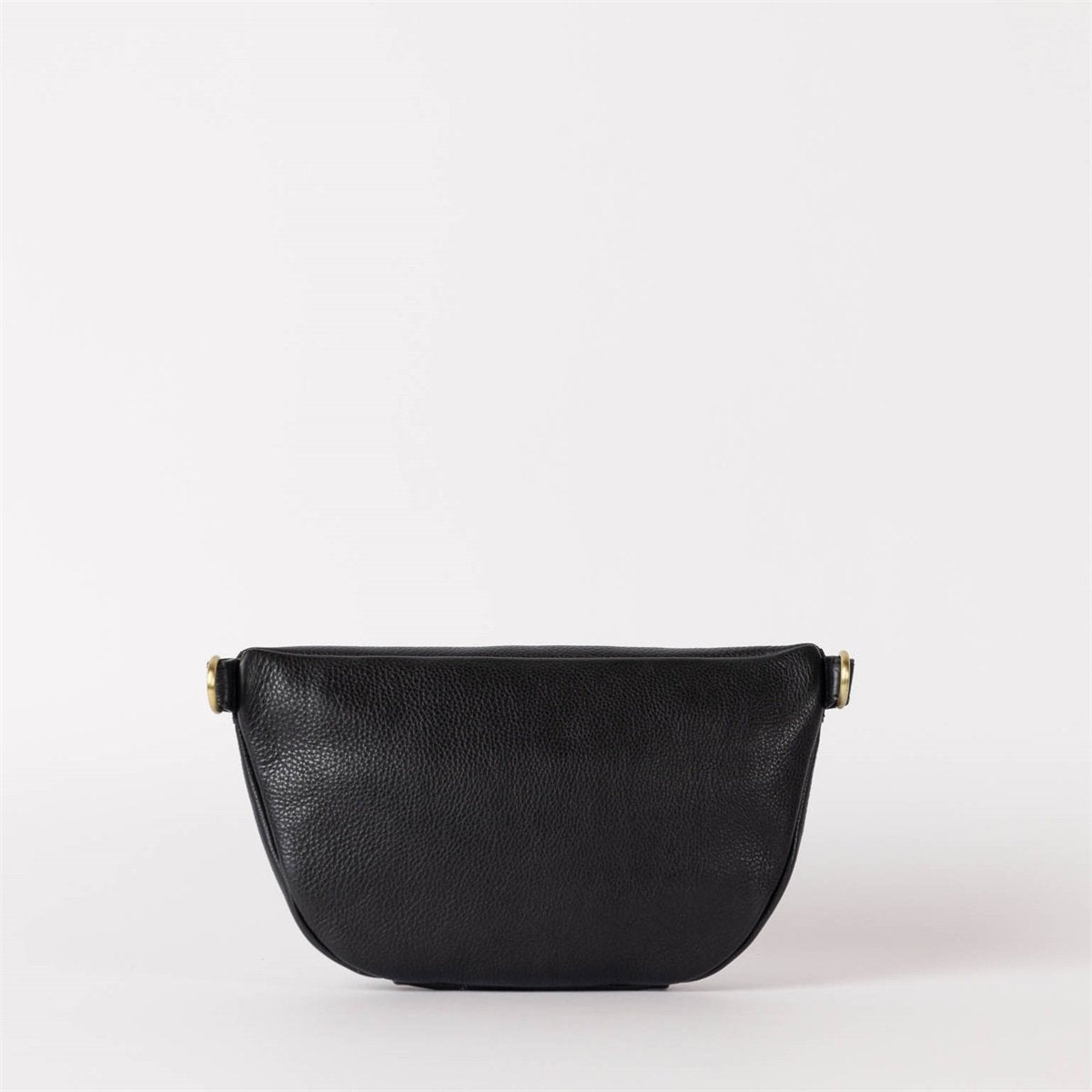 Banane en cuir certifié | Noir "milo black soft grain"