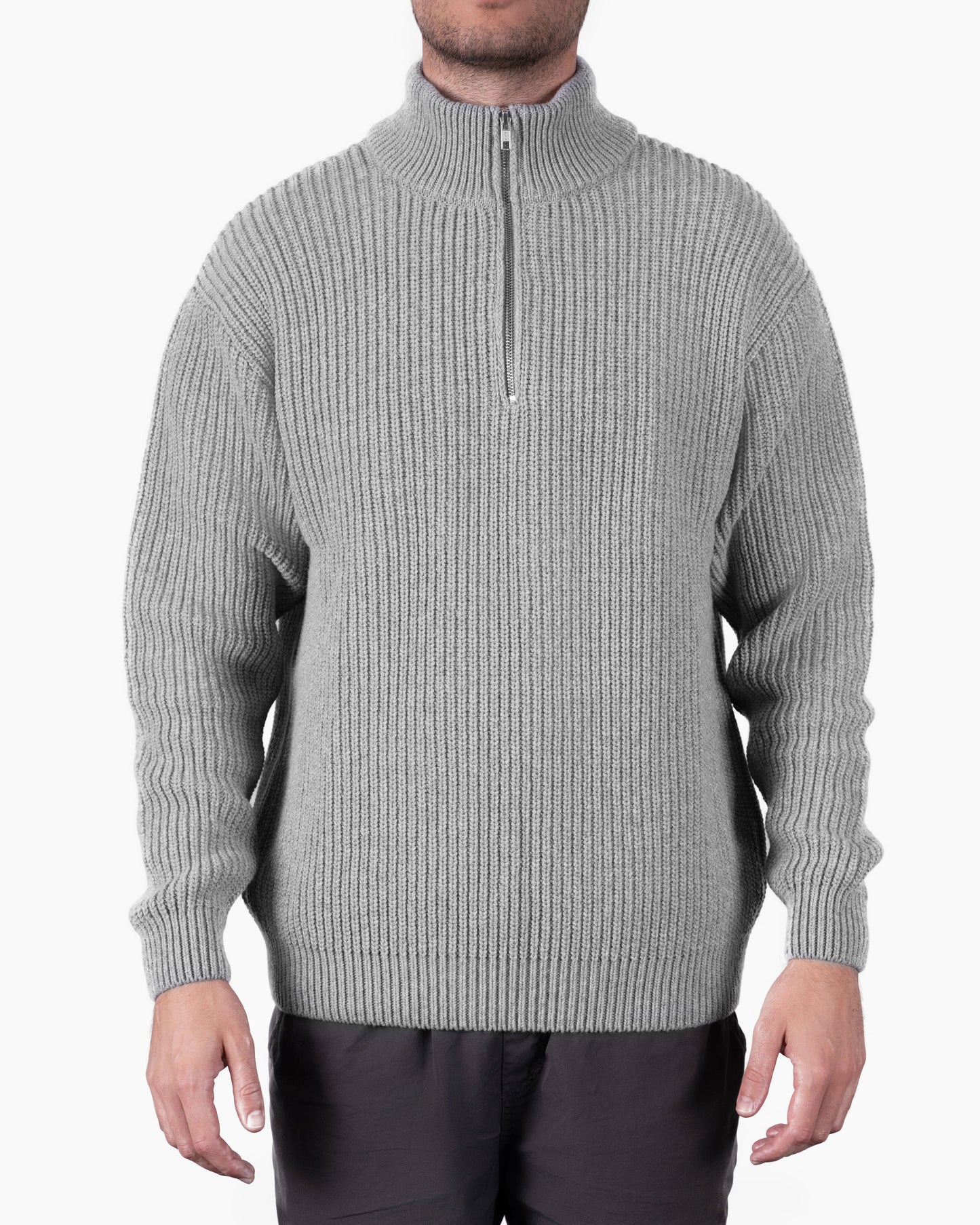 Pull col zippé en laine mérinos recyclée | kaki "merino quarter zip - dusty olive"