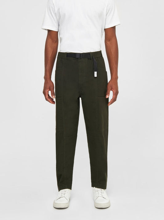 Pantalon cargo en coton bio | Vert forêt "elm carrot canvas belt pants forrest night"