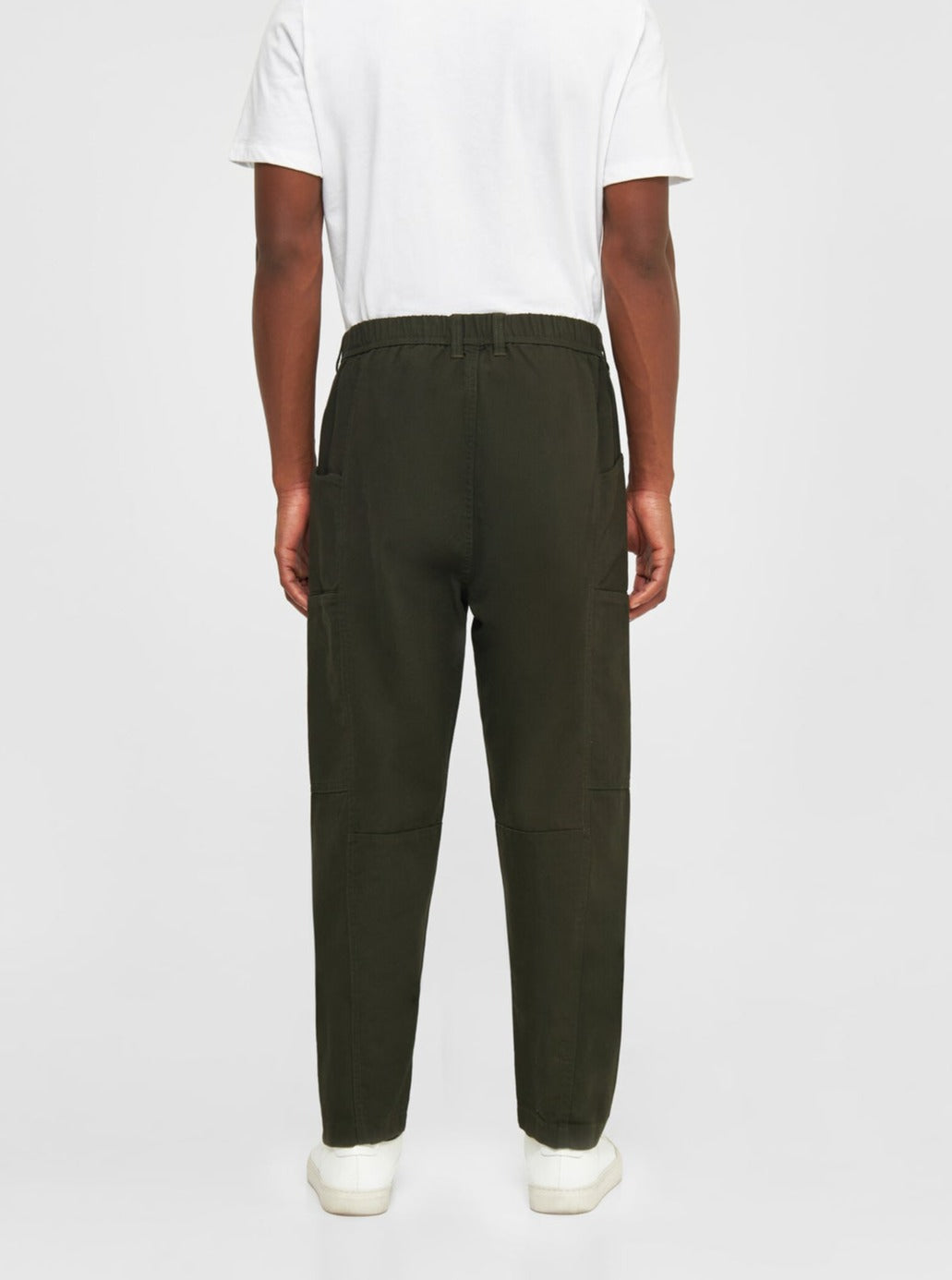Pantalon cargo en coton bio | Vert forêt "elm carrot canvas belt pants forrest night"