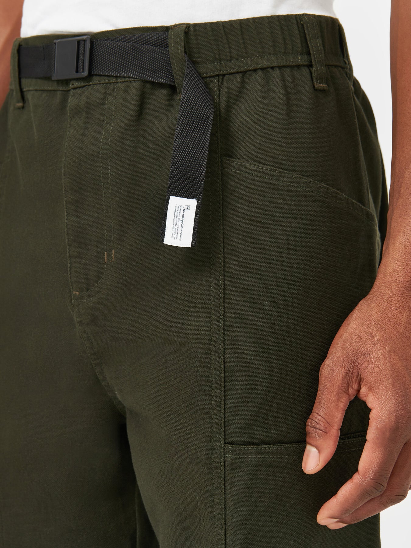 Pantalon cargo en coton bio | Vert forêt "elm carrot canvas belt pants forrest night"